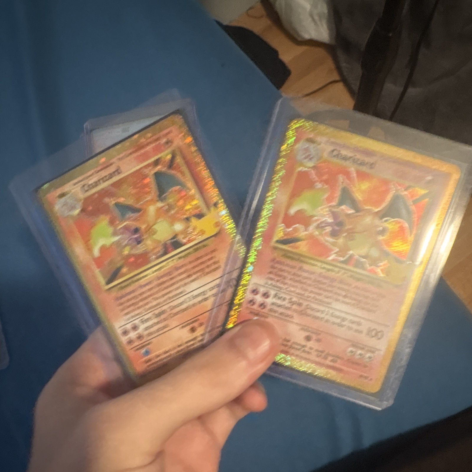 2 30th anniversary Charizard 4/102 mint 2 30th anniversary Charizard 4/102 mint