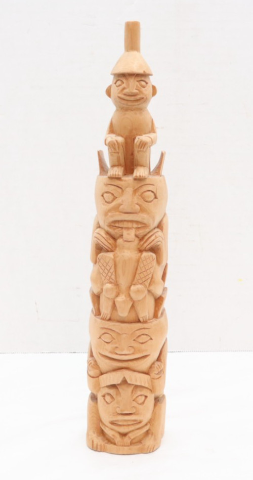 VTG Northwest Coast Salish Wood Carved Totem Pole Beaver Watchman 12.5" Figure VTG Northwest Coast Salish Wood Carved Totem Pole Beaver Watchman 12.5" Figure