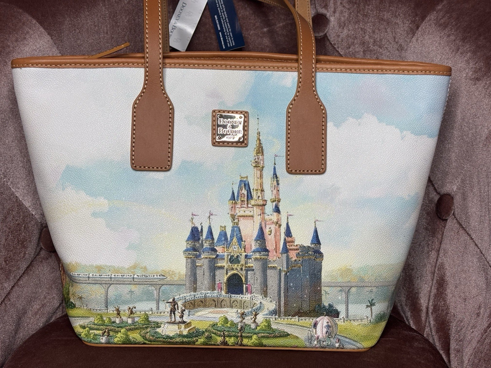 IN HAND 2026 Walt Disney World 55th Anniversary Dooney & Bourke Parks Tote Bag IN HAND 2026 Walt Disney World 55th Anniversary Dooney & Bourke Parks Tote Bag