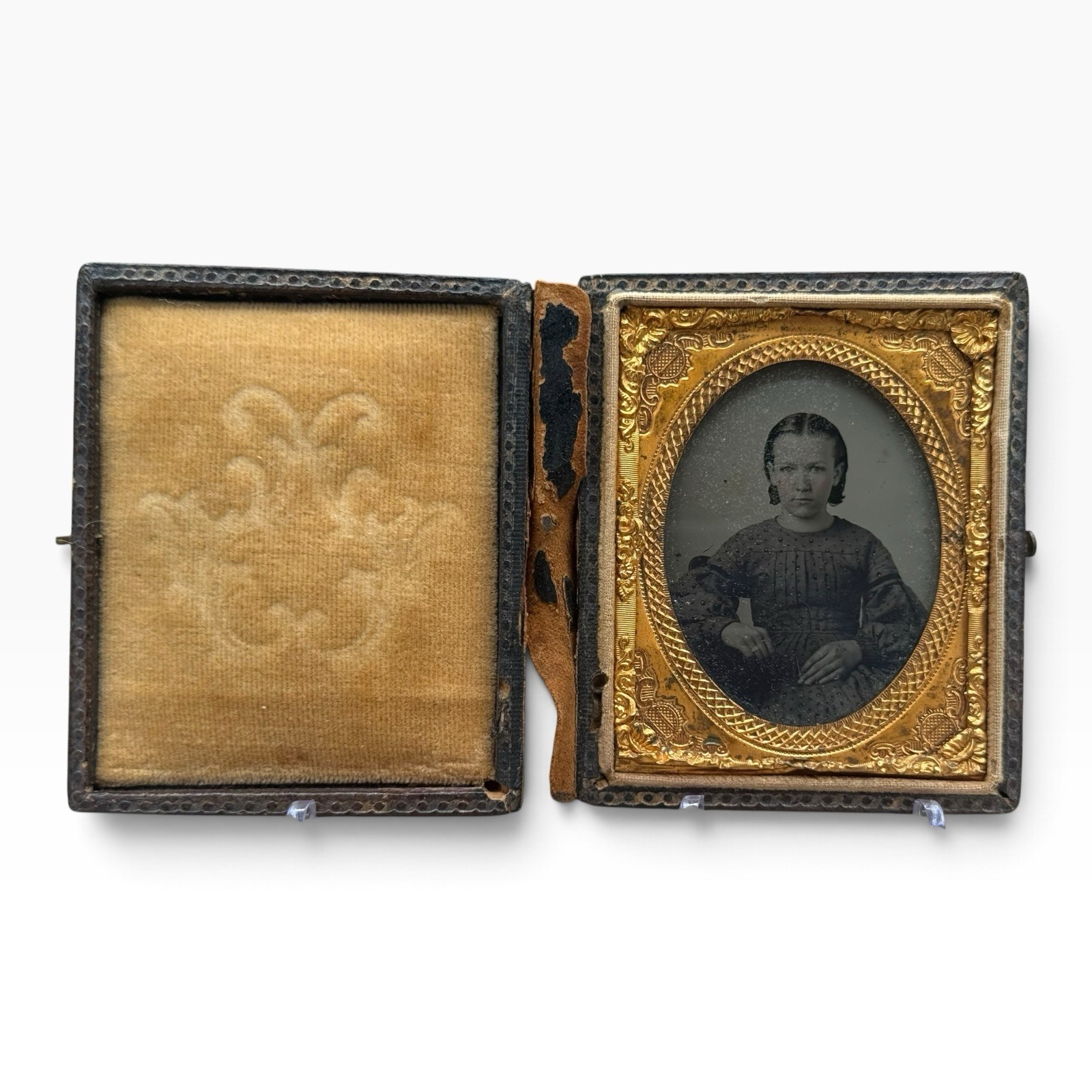 Ambrotype Young Girl Rose Tint Cheeks 3x2.25" Case Broken Leather Tape Ambrotype Young Girl Rose Tint Cheeks 3x2.25" Case Broken Leather Tape