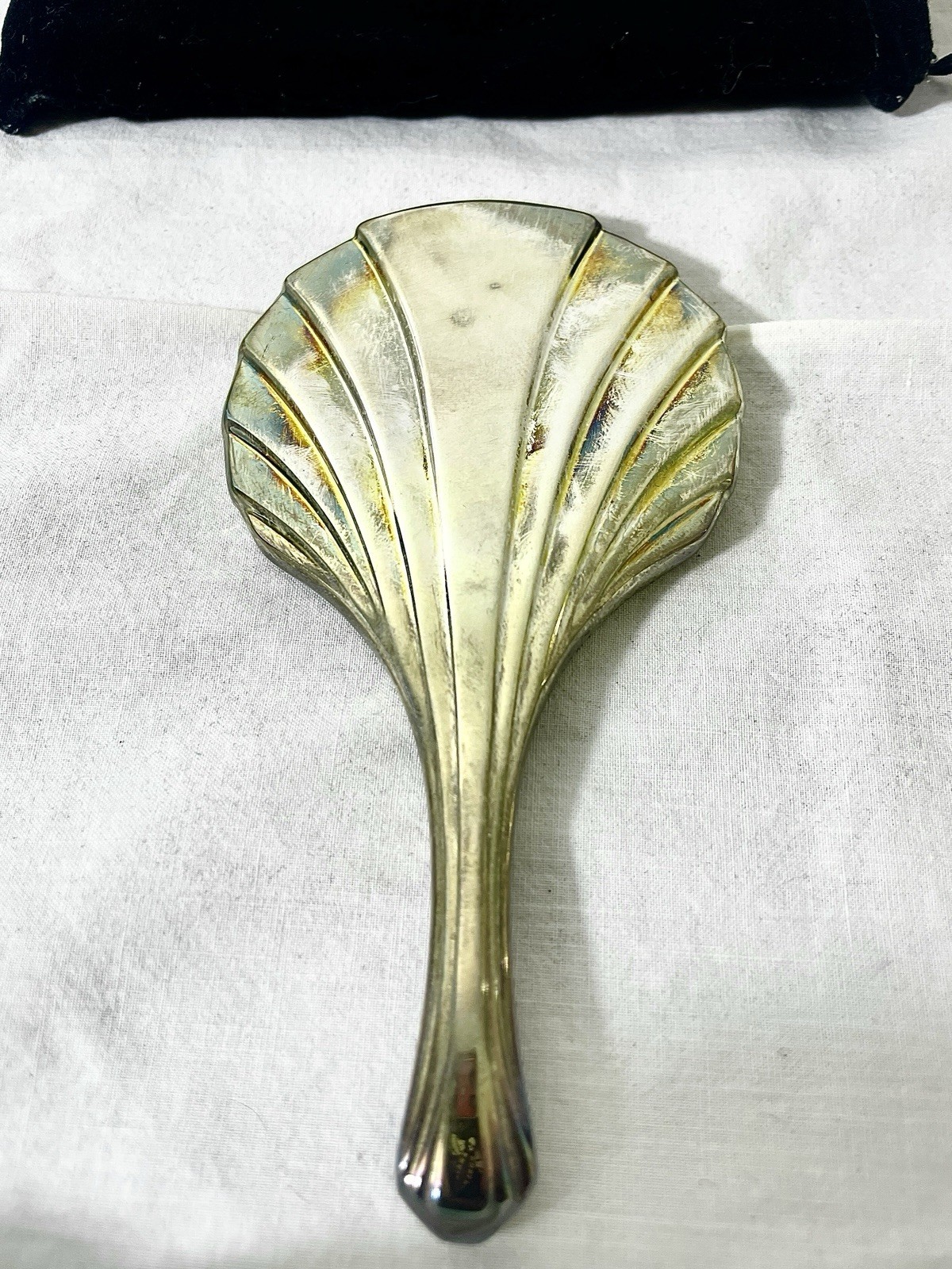 Vintage Silver Plate Scalloped Hand Mirror International Silver Company NIB Vintage Silver Plate Scalloped Hand Mirror International Silver Company NIB