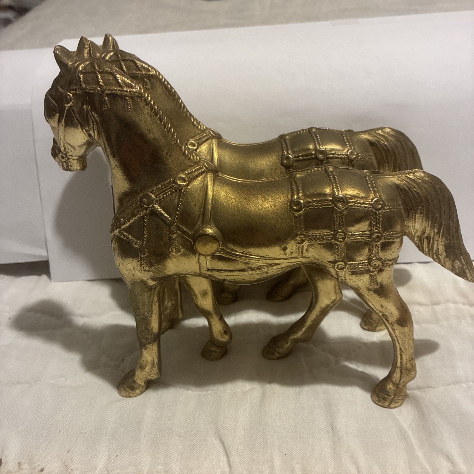 2 Vintage Gold Tone Pot Metal Circus Show Horses Statue, Carnival Fair Prize 2 Vintage Gold Tone Pot Metal Circus Show Horses Statue, Carnival Fair Prize