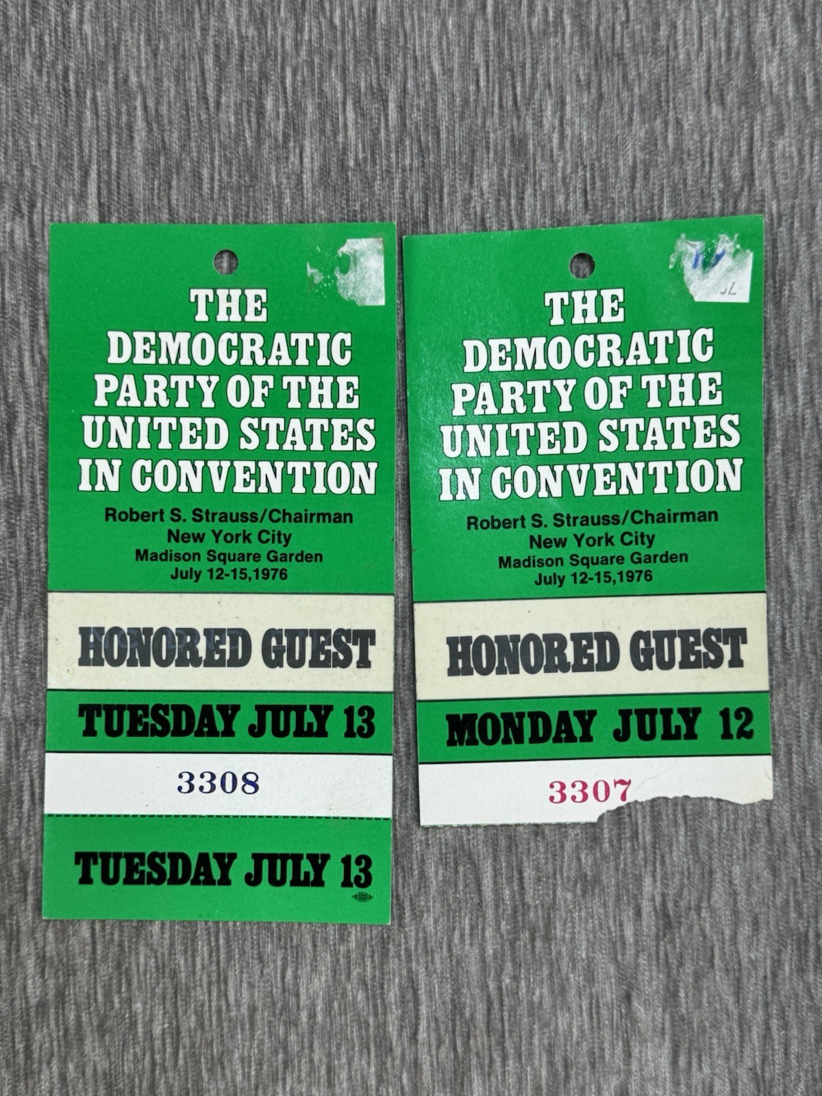 Democratic Party of the United States Convention 1976 HONORED GUEST Badge Carter