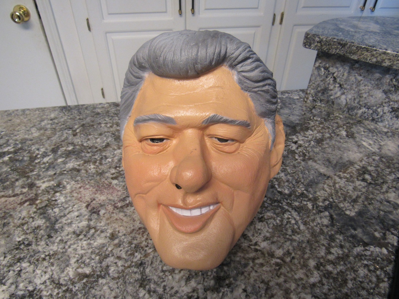 Vintage 1992 Cesar Halloween Vinyl Mask Realistic PRESIDENT BILL CLINTON Vintage 1992 Cesar Halloween Vinyl Mask Realistic PRESIDENT BILL CLINTON