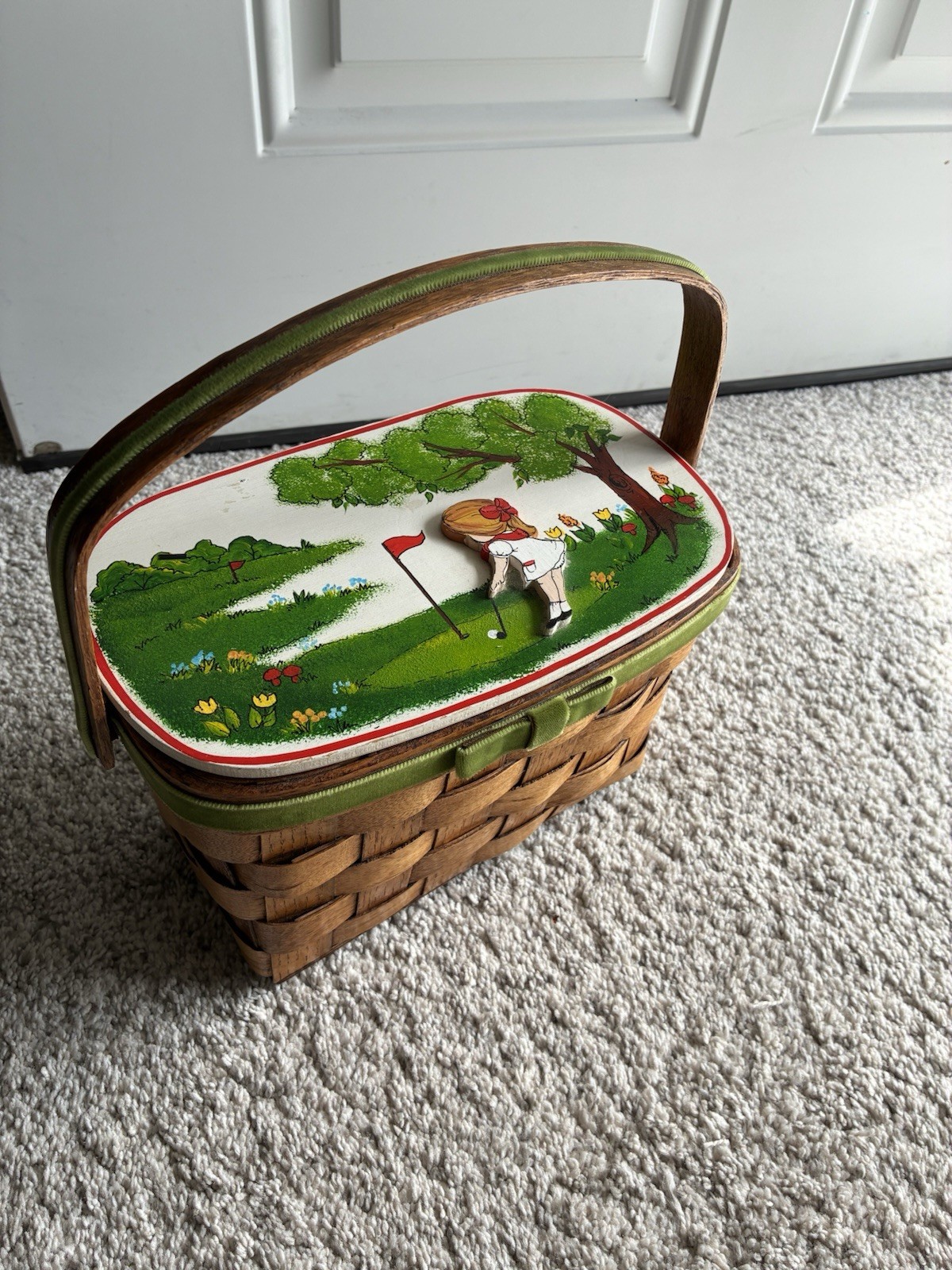 Vtg Hand painted Golf Basket Womens Golf 50s 60s Kitsch Folk Art Vtg Hand painted Golf Basket Womens Golf 50s 60s Kitsch Folk Art