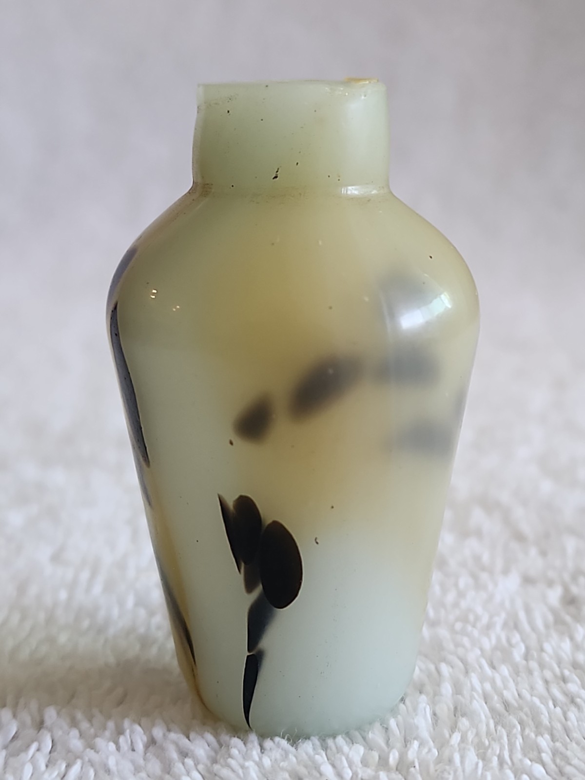 Antique Chinese Natural Agate Hard Stone Snuff Bottle Carved Scenic Asian Art Antique Chinese Natural Agate Hard Stone Snuff Bottle Carved Scenic Asian Art