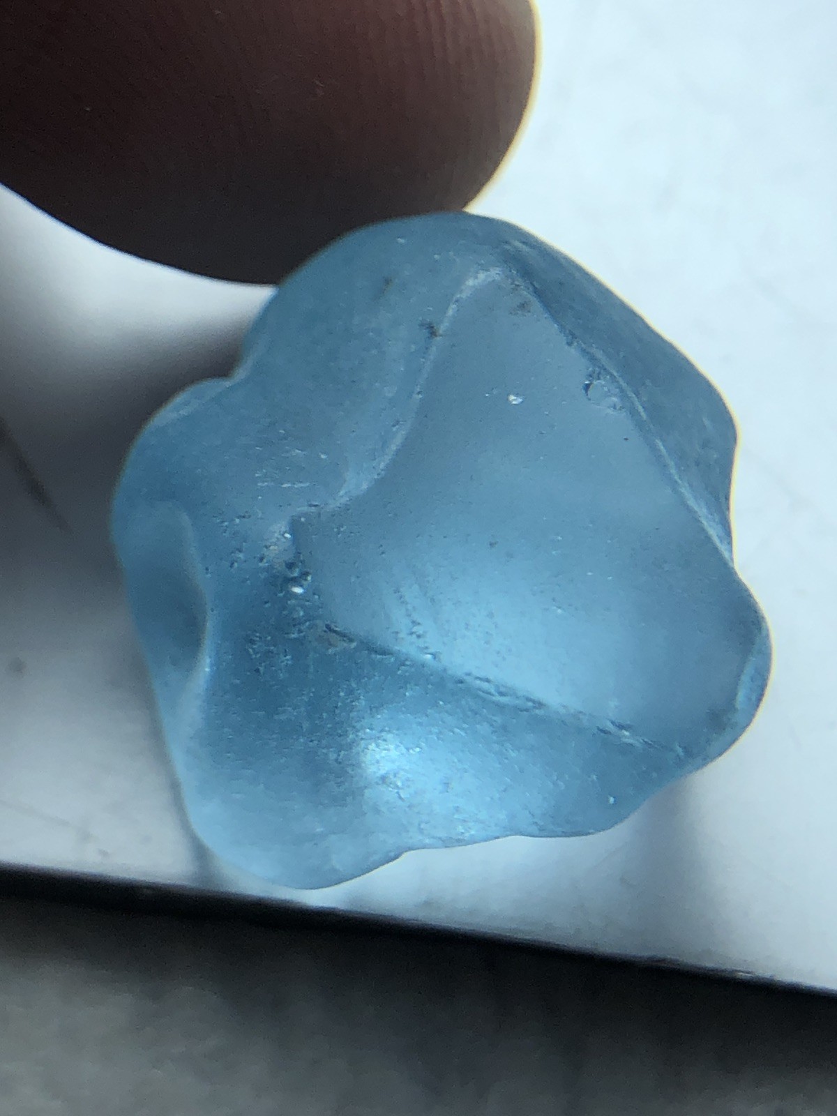 Natural Sky Blue Topaz Rough 28.80 Ct Africa Facet Grade Radiated Stone Natural Sky Blue Topaz Rough 28.80 Ct Africa Facet Grade Radiated Stone