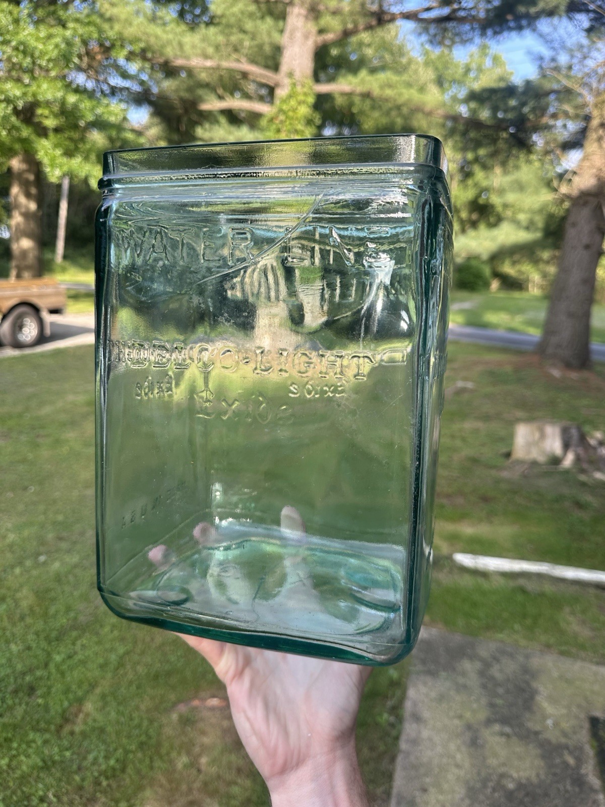 DELCO-LIGHT Exide IRONCLAD - GLASS BATTERY JAR / HOLDER-Mint -No Cracks DELCO-LIGHT Exide IRONCLAD - GLASS BATTERY JAR / HOLDER-Mint -No Cracks