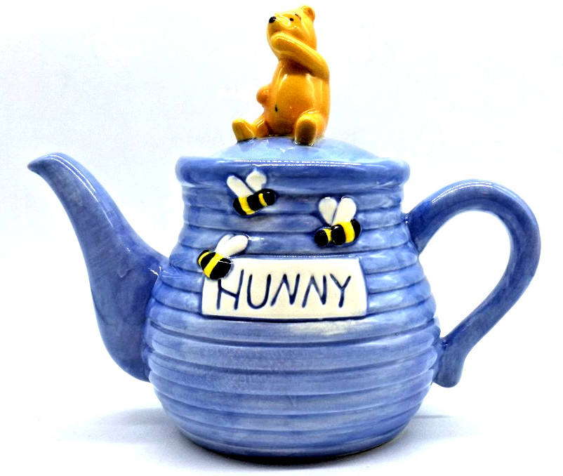 Vintage 1995 Disney Treasure Craft Winnie The Pooh Blue Hunny Bee Hive Teapot Vintage 1995 Disney Treasure Craft Winnie The Pooh Blue Hunny Bee Hive Teapot
