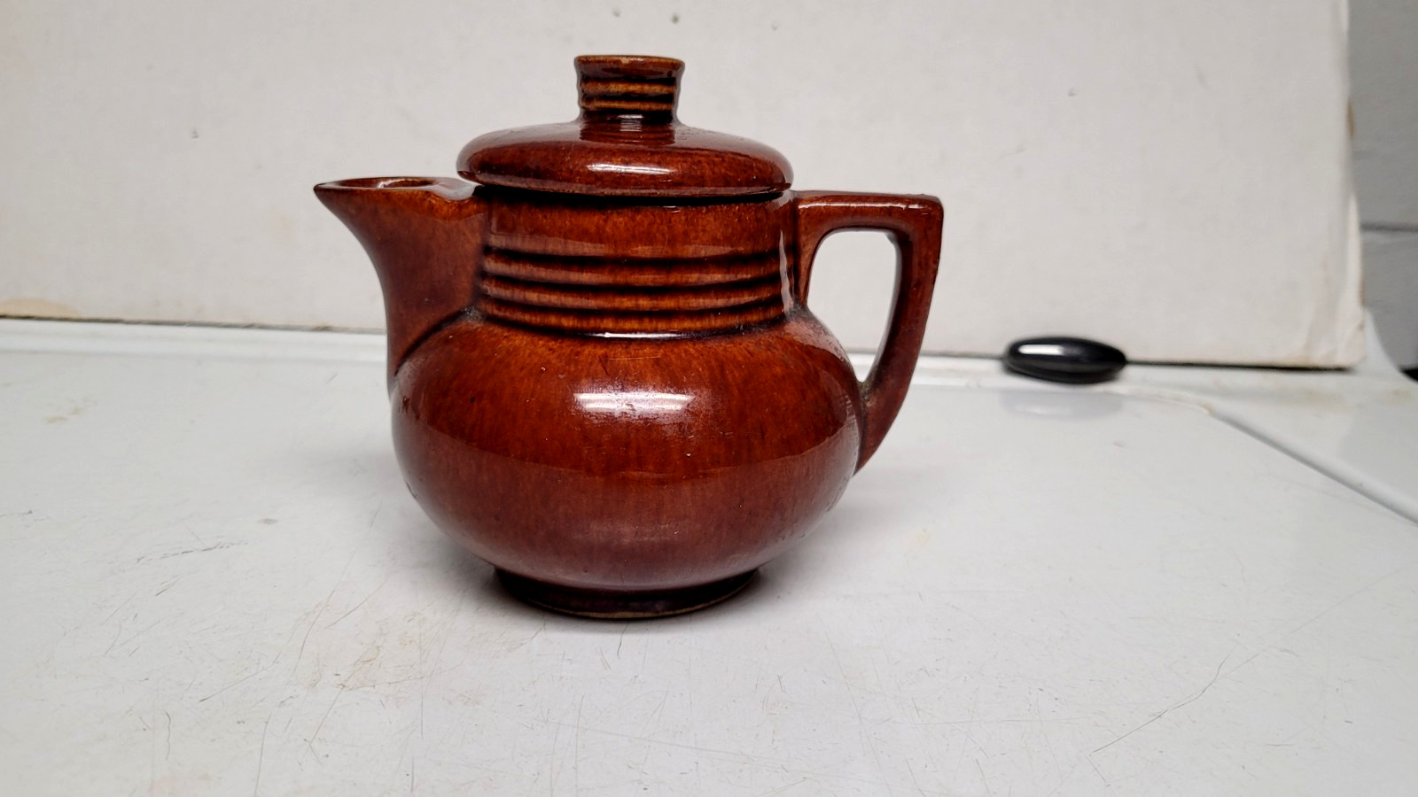 Vintage Small Brown Salada Teapot Made In USA Vintage Small Brown Salada Teapot Made In USA