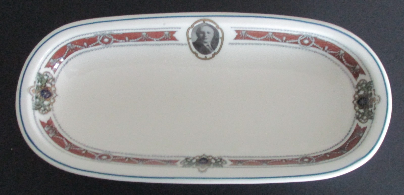 Circa 1930's Souvenir Scammell China Dish Landlords Inn Templeton Massachusetts