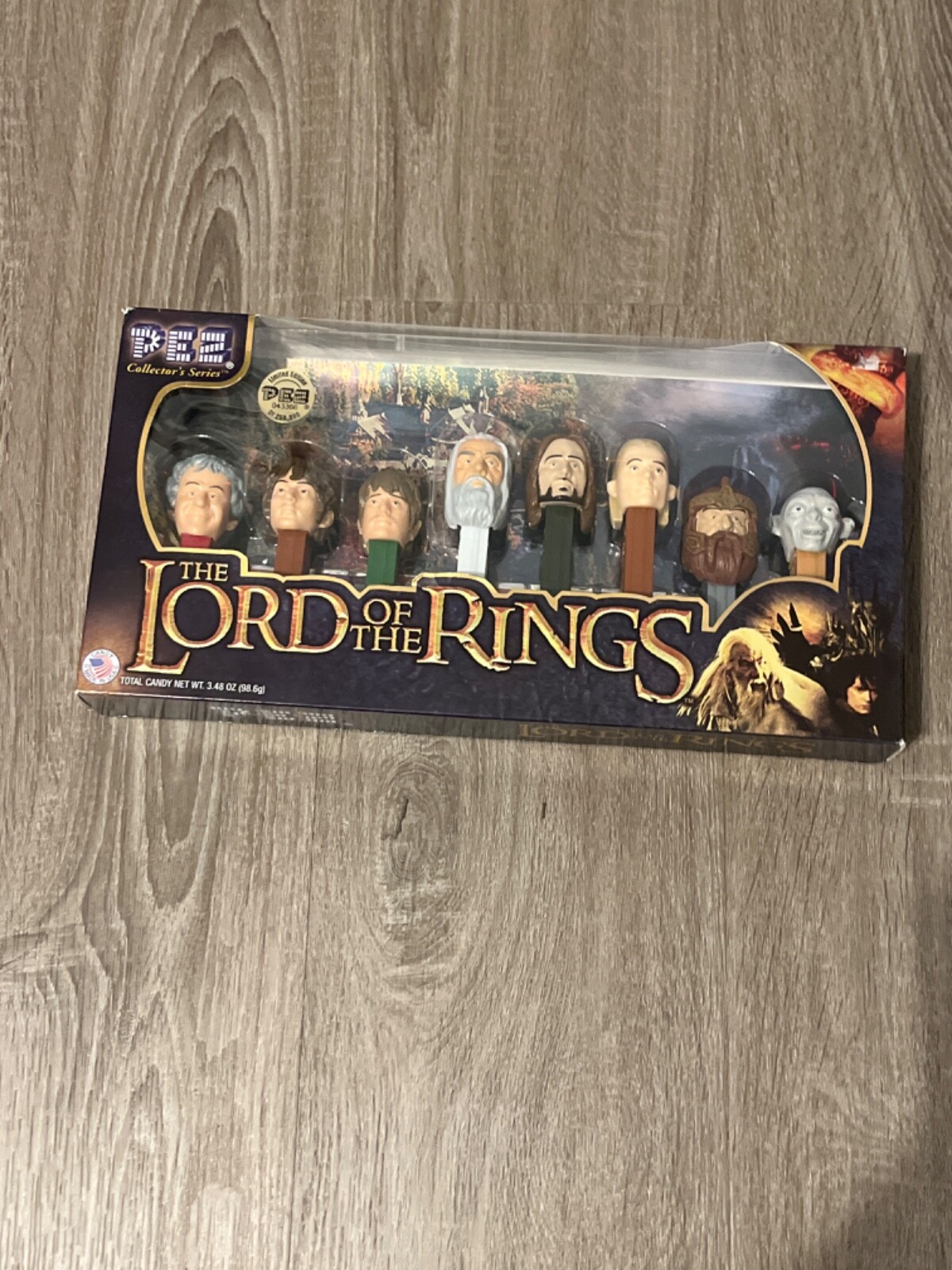 Lord of the rings pez set collectors edition in opened Lord of the rings pez set collectors edition in opened