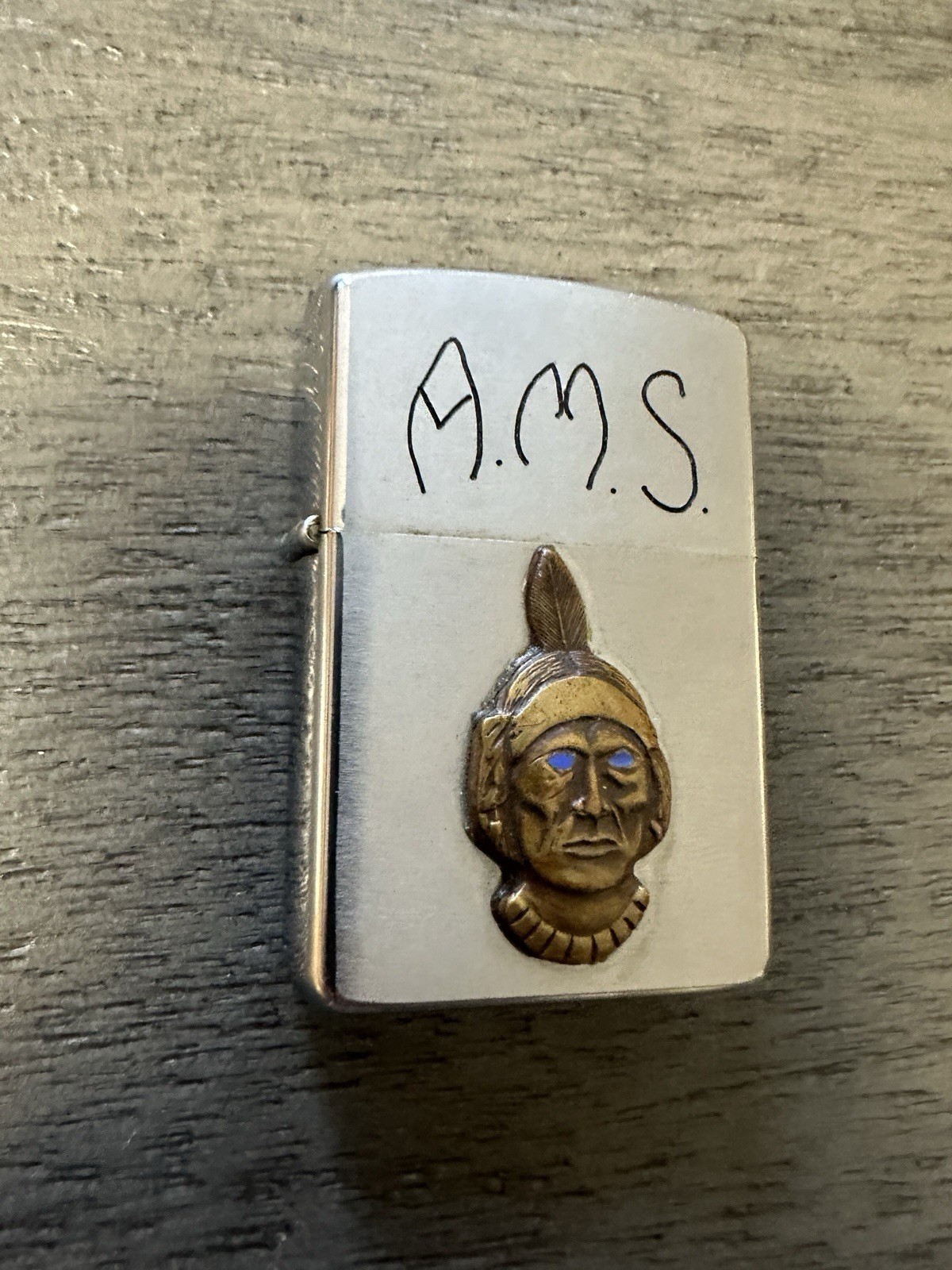 1958 NAVAJO TRUCKING BLUE EYED INDIAN ZIPPO LIGHTER EXCELLENT CONDITION 1958 NAVAJO TRUCKING BLUE EYED INDIAN ZIPPO LIGHTER EXCELLENT CONDITION