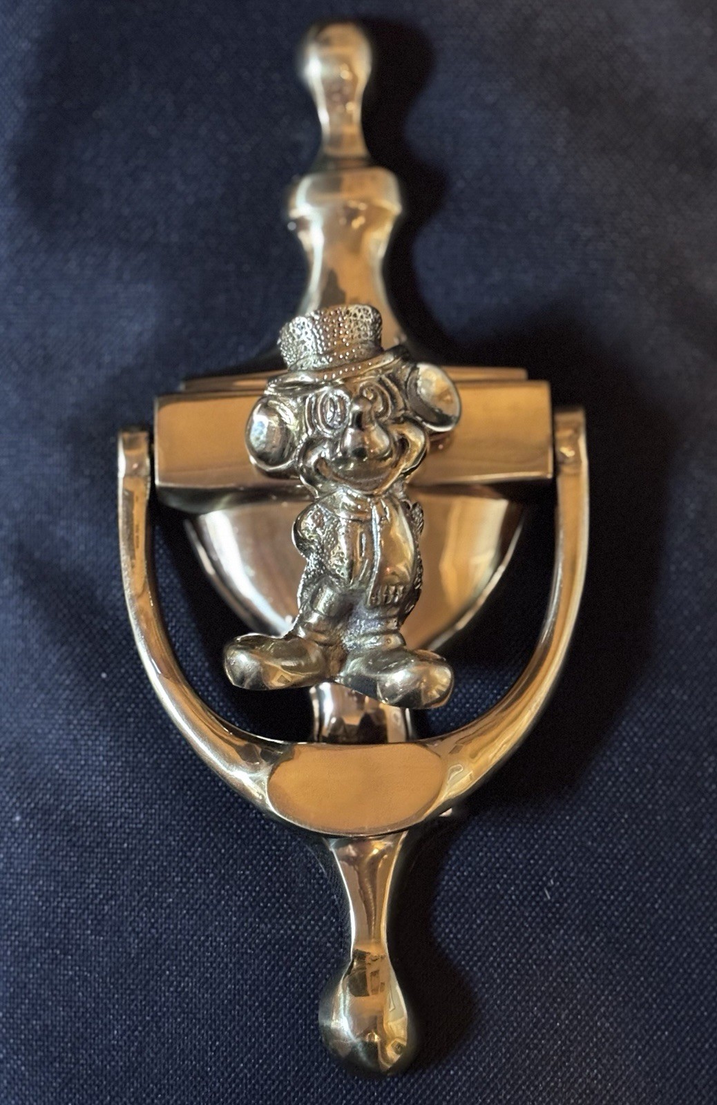 Vintage 1990s Disney Mickey Mouse Solid Brass Door Knocker 8” Heavy © Disney Vintage 1990s Disney Mickey Mouse Solid Brass Door Knocker 8” Heavy © Disney