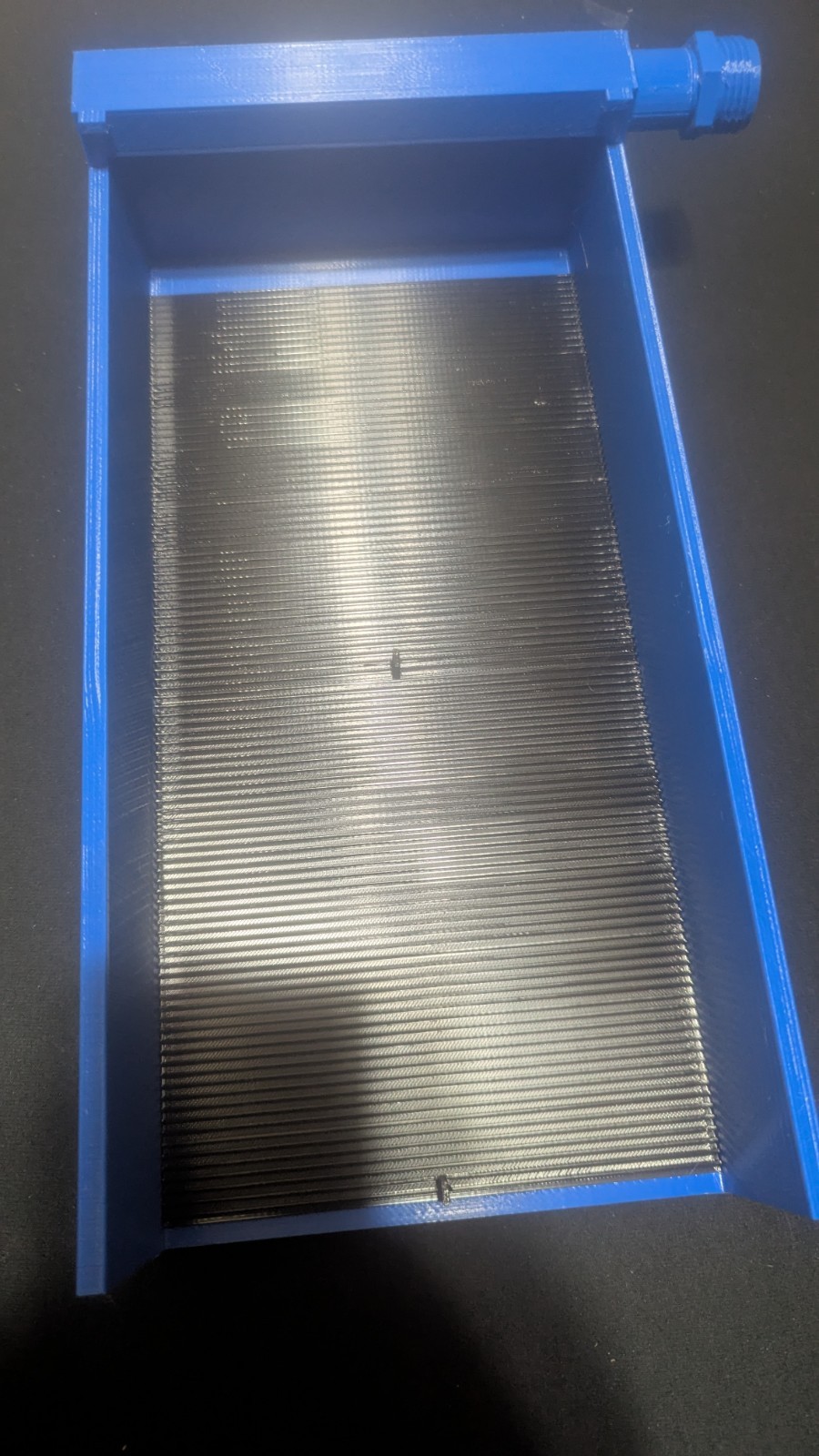 Easy Flow Sluice Box PETG Blue 13 Inches x 6 1/2 Inch Easy Flow Sluice Box PETG Blue 13 Inches x 6 1/2 Inch