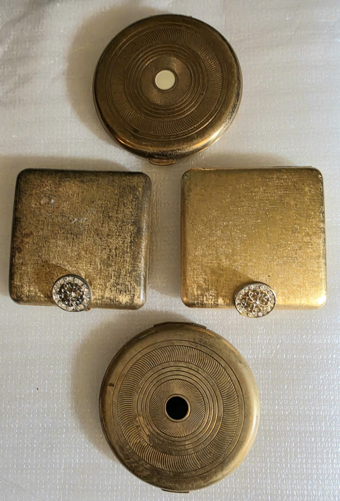 Vintage 2 AVON 2 COTY Mirrored Compacts Vanity Lot Vintage 2 AVON 2 COTY Mirrored Compacts Vanity Lot