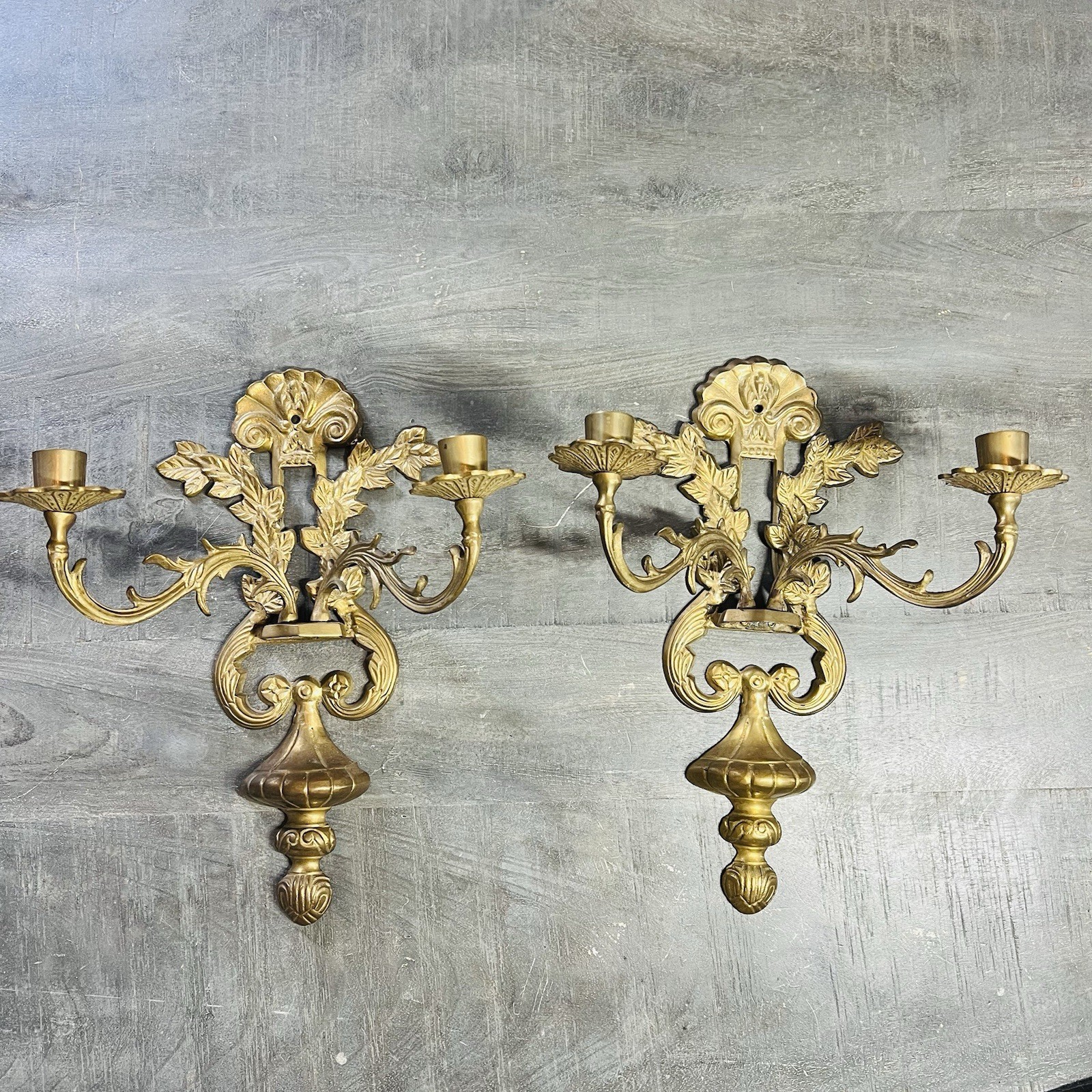 Vtg Pair Ornate Acanthus Scroll Leaf Brass Double Arm Wall Candle Holder Sconces Vtg Pair Ornate Acanthus Scroll Leaf Brass Double Arm Wall Candle Holder Sconces