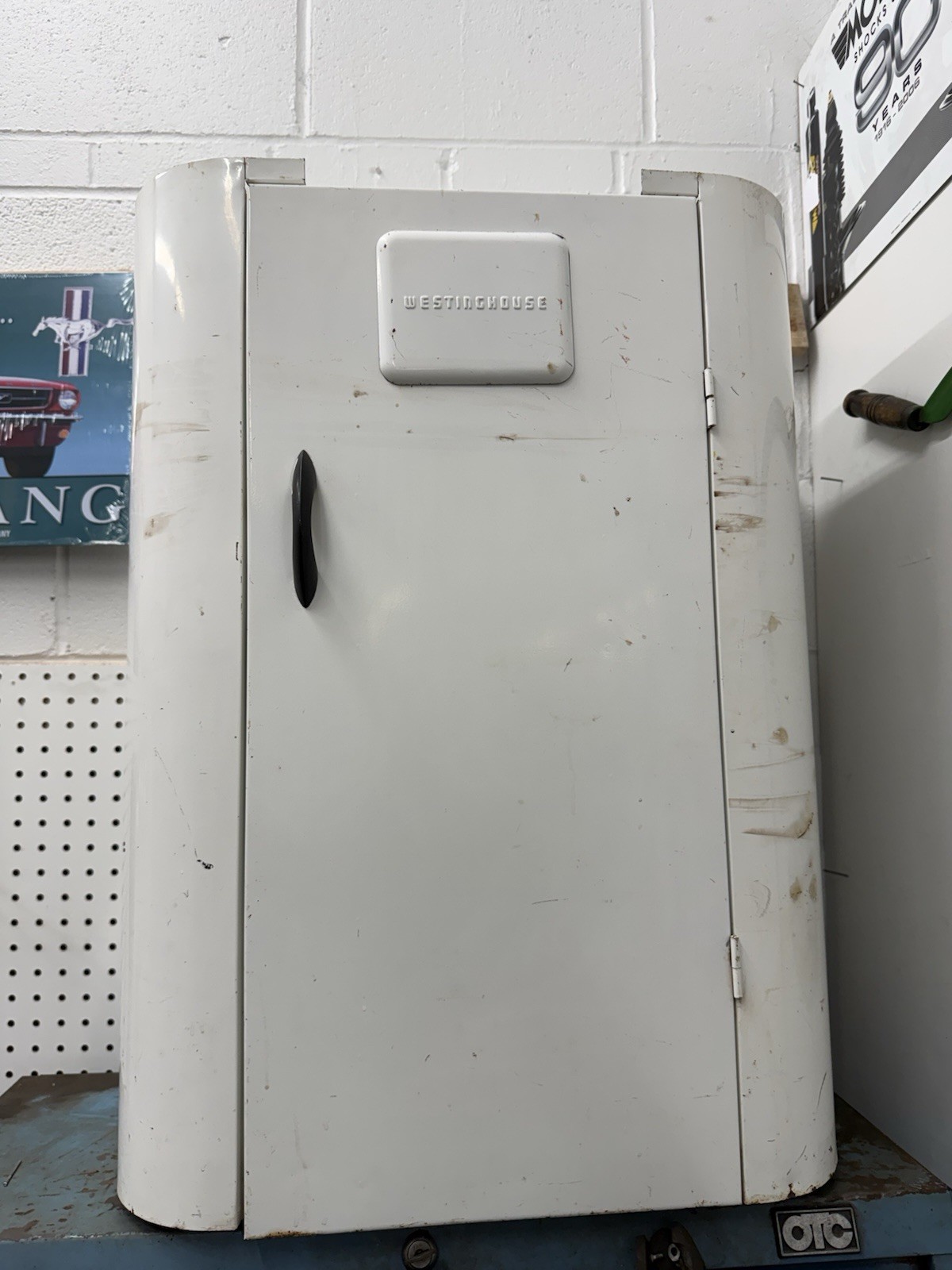 Vintage 1950s Westinghouse Electric Roaster Oven Cabinet Stand MCM Vintage 1950s Westinghouse Electric Roaster Oven Cabinet Stand MCM