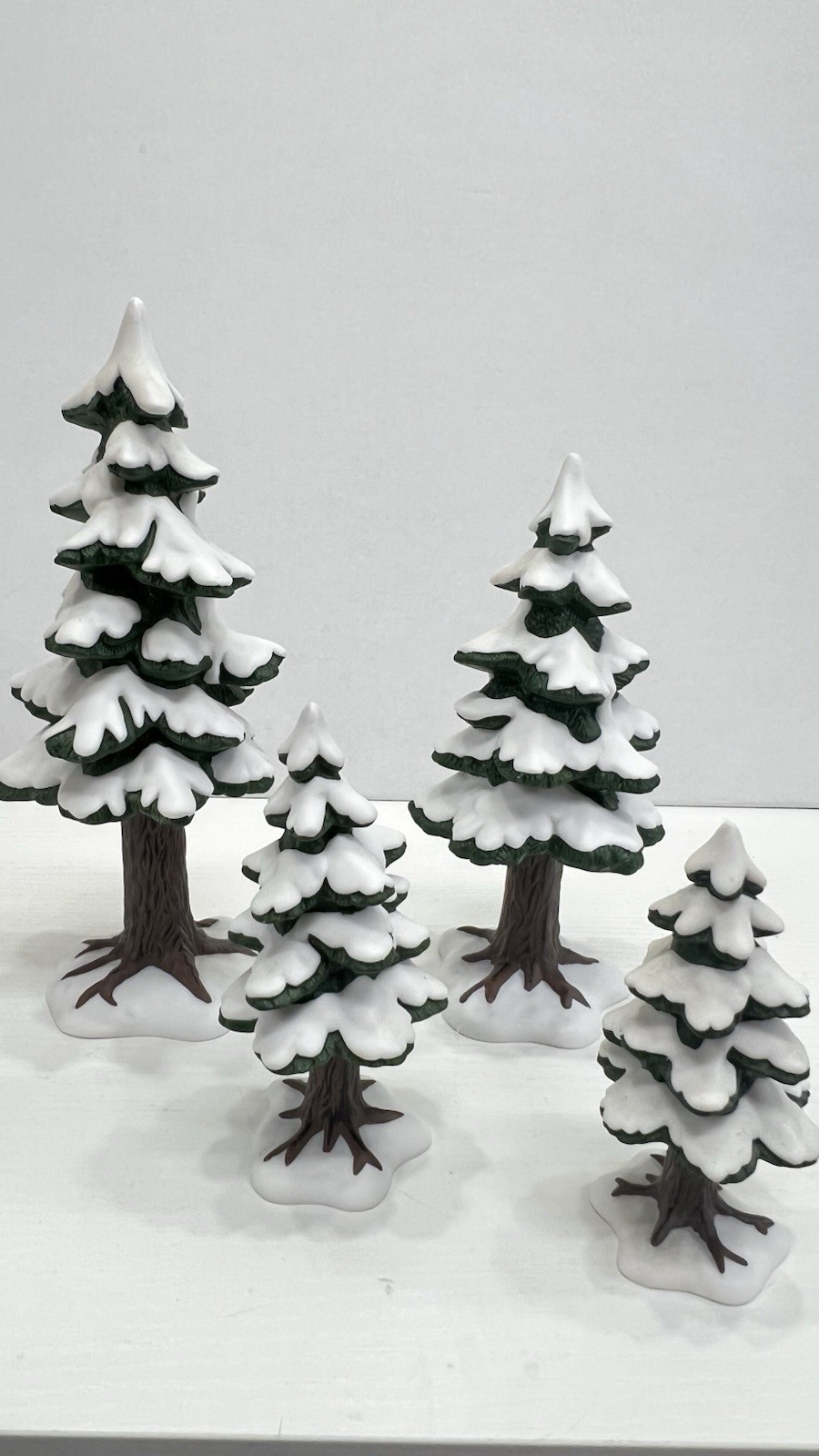 Dept 56 “ VILLAGE PORCELAIN PINES” Set Of 4 Heritage Village Collection 59001 Dept 56 “ VILLAGE PORCELAIN PINES” Set Of 4 Heritage Village Collection 59001
