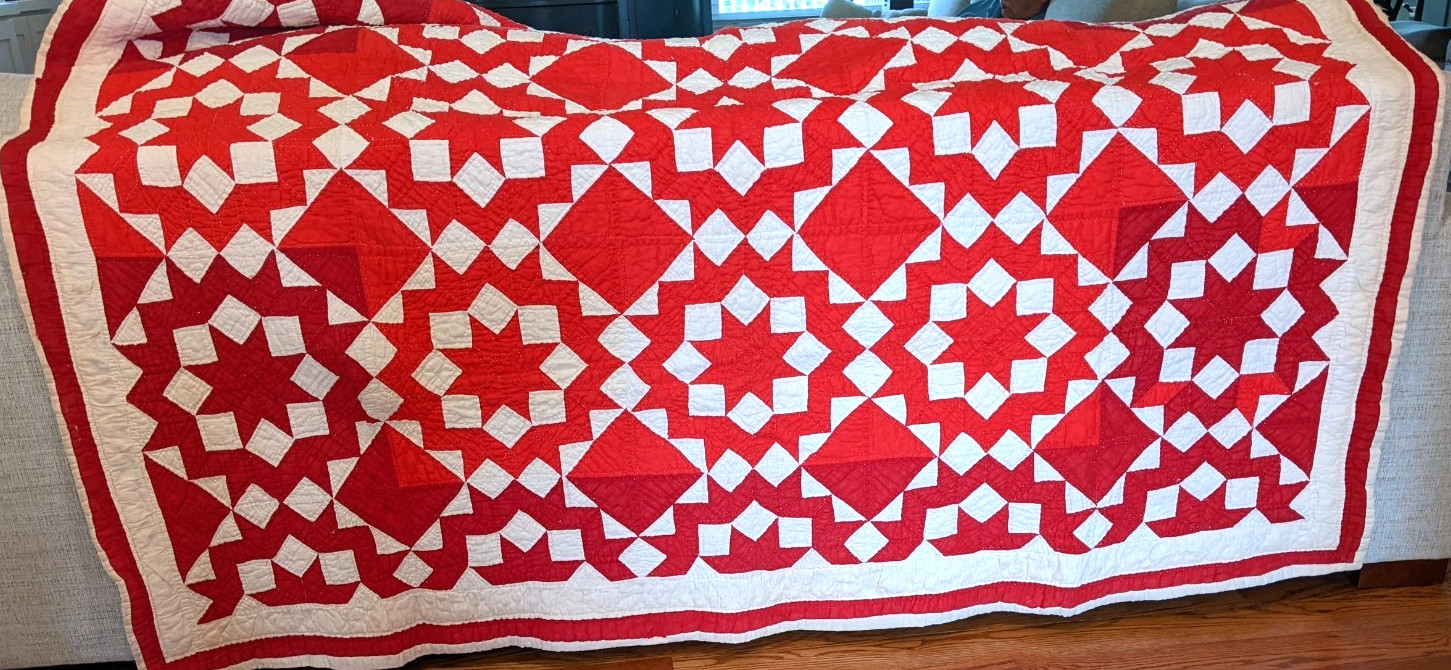 Antique Star & Lattice Quilt Hand Sewn In Two-color Red &White Geometric Pattern Antique Star & Lattice Quilt Hand Sewn In Two-color Red &White Geometric Pattern