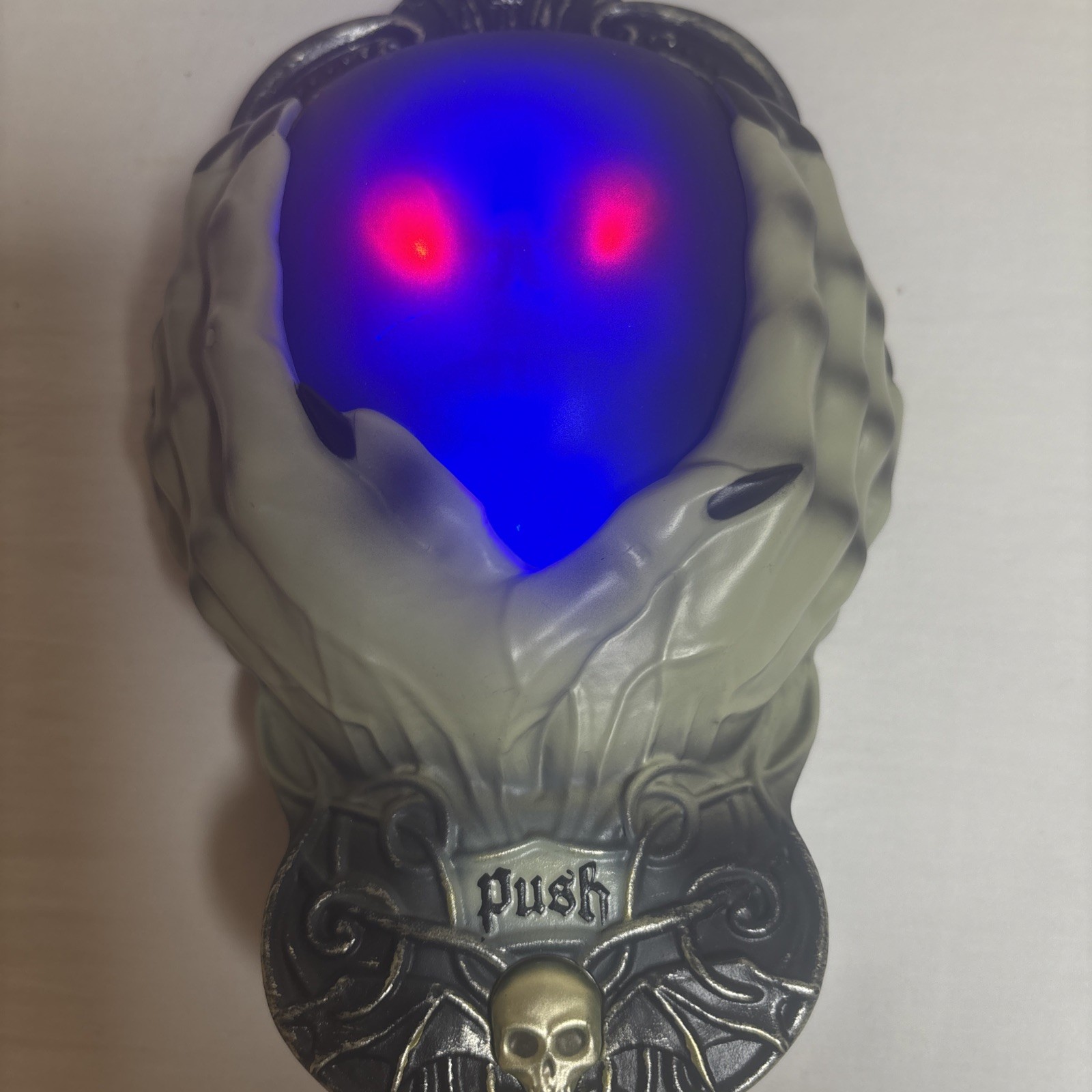 Discontinued HTF 2010s GEMMY Halloween Talking Witchy Skull Doorbell Animated Discontinued HTF 2010s GEMMY Halloween Talking Witchy Skull Doorbell Animated