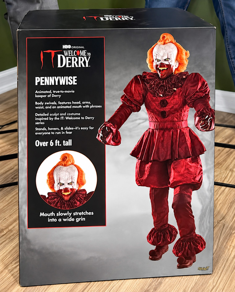 2026 Spirit Halloween Animated Pennywise IT Welcome to Derby Animatronic IN-HAND 2026 Spirit Halloween Animated Pennywise IT Welcome to Derby Animatronic IN-HAND