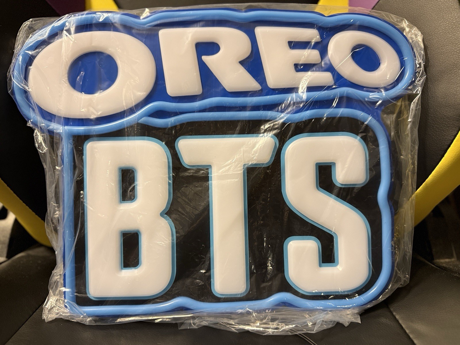 OREO & BTS Neon Sign OREO & BTS Neon Sign