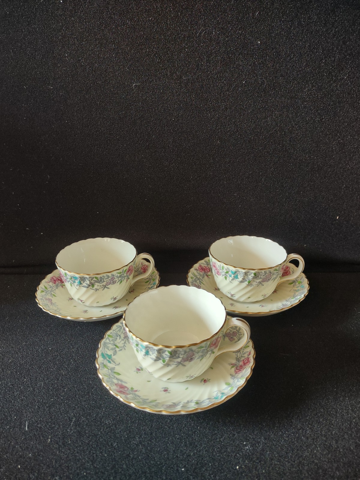 Vintage Minton Printemps Tea Cup Saucer Bone China Floral Gold x 3 (Lot 5474) Vintage Minton Printemps Tea Cup Saucer Bone China Floral Gold x 3 (Lot 5474)