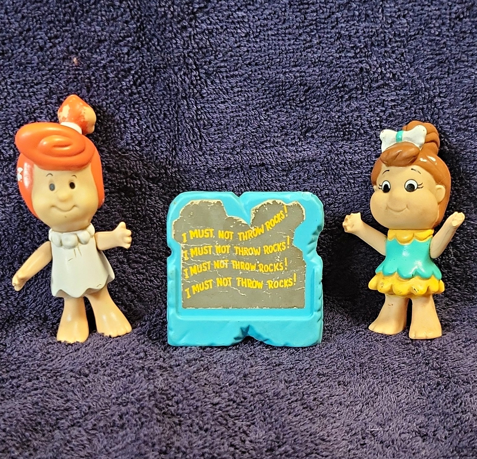 Hanna-Barbera Flintstones Baby Wilma & Brunette Figurines (2) 1986 Accessory Hanna-Barbera Flintstones Baby Wilma & Brunette Figurines (2) 1986 Accessory