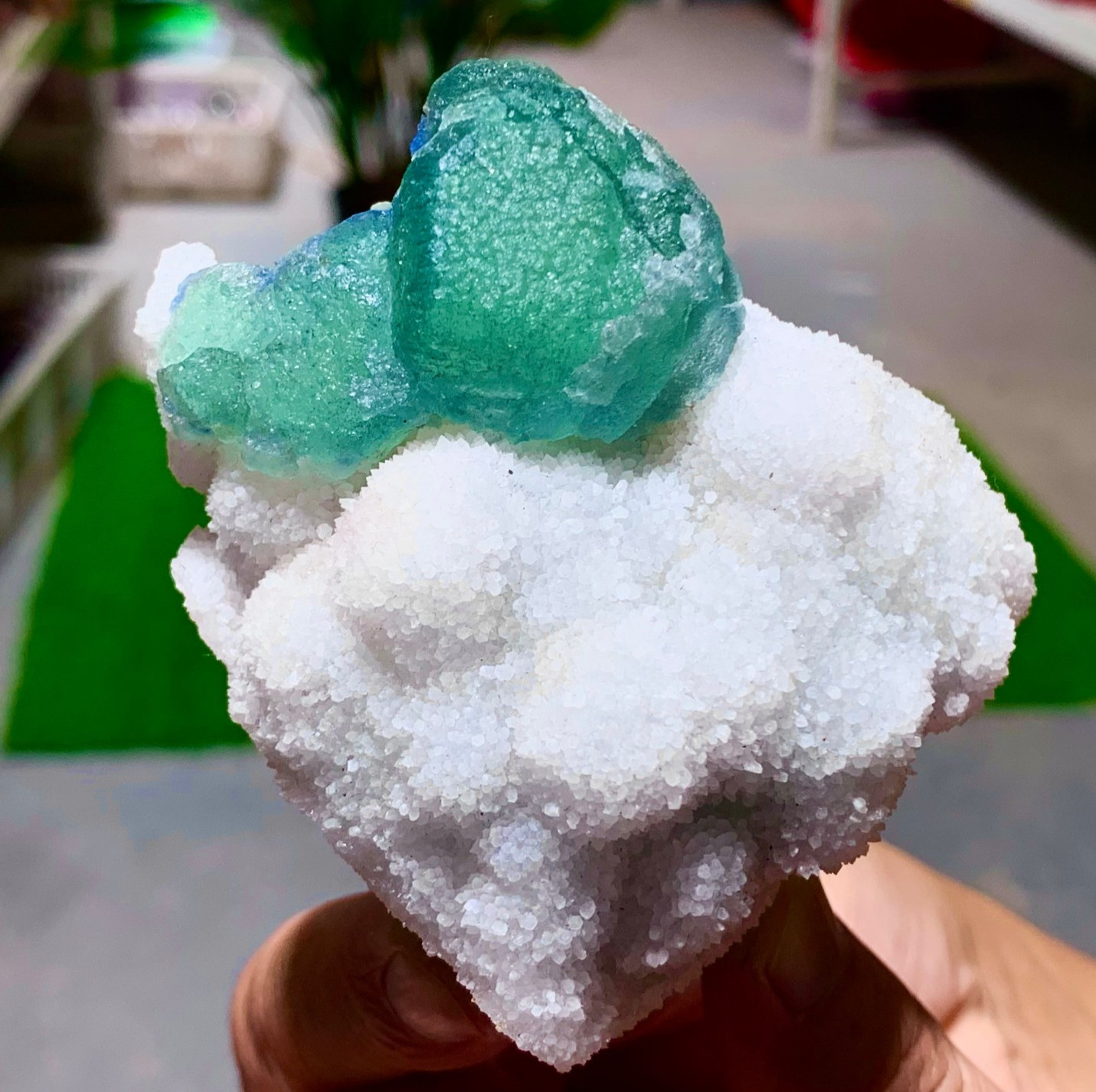 220G  Natural transparent green cubic fluorite mineral crystal sample/China