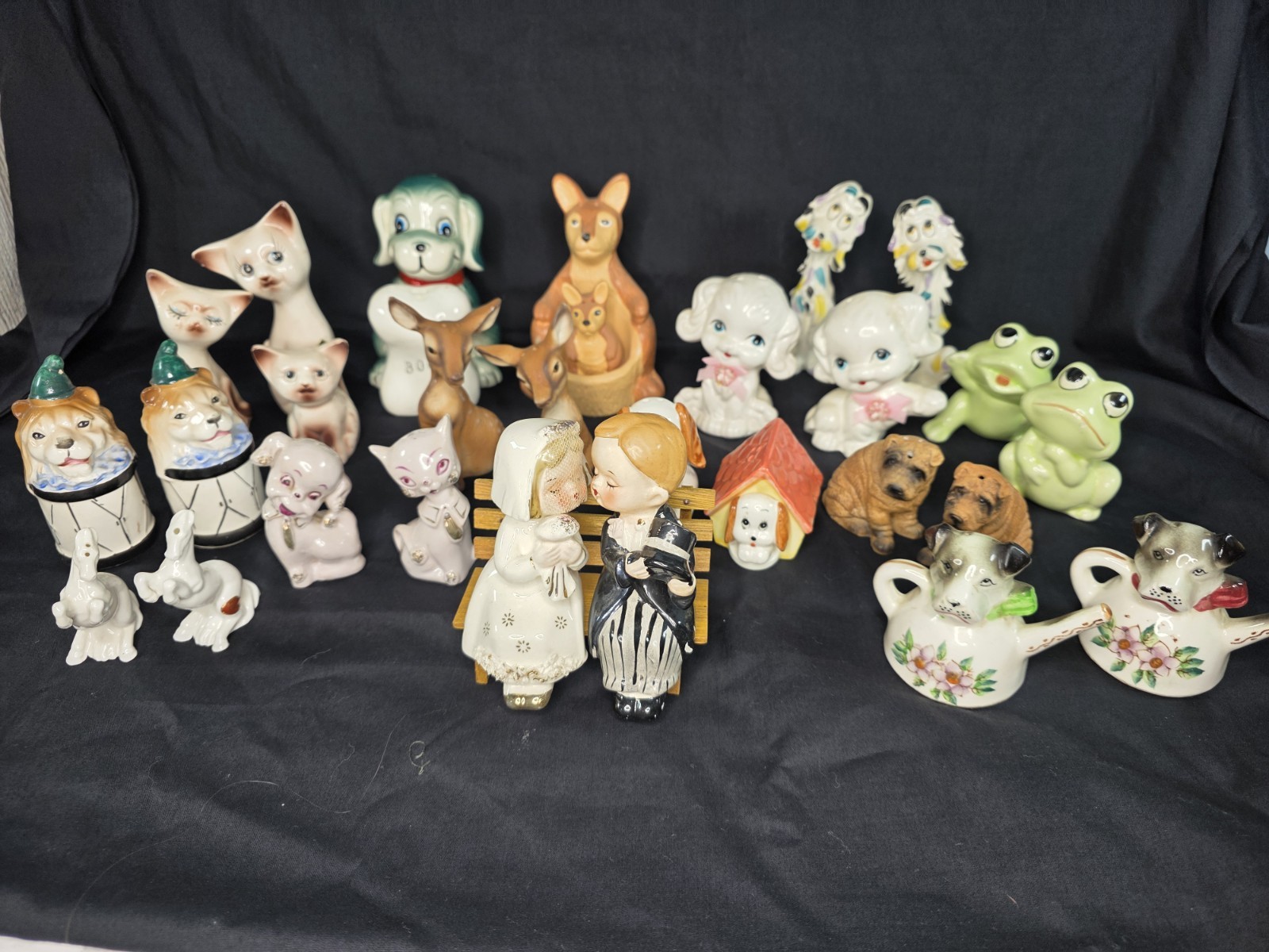 Vintage Japan & Taiwan Ceramic Salt Pepper Shakers. Cute Lot 14 Of Pair Vintage Japan & Taiwan Ceramic Salt Pepper Shakers. Cute Lot 14 Of Pair