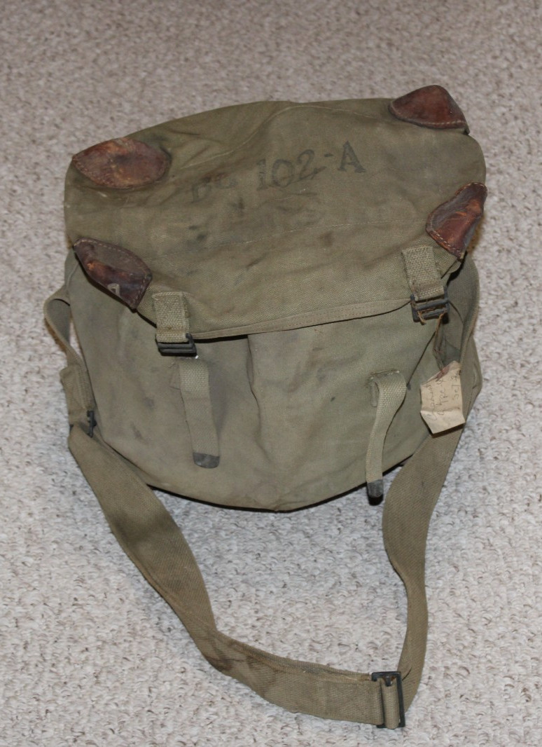 Vintage WW2 US Military Canvas Bag BG 102-A Army Green Vintage WW2 US Military Canvas Bag BG 102-A Army Green