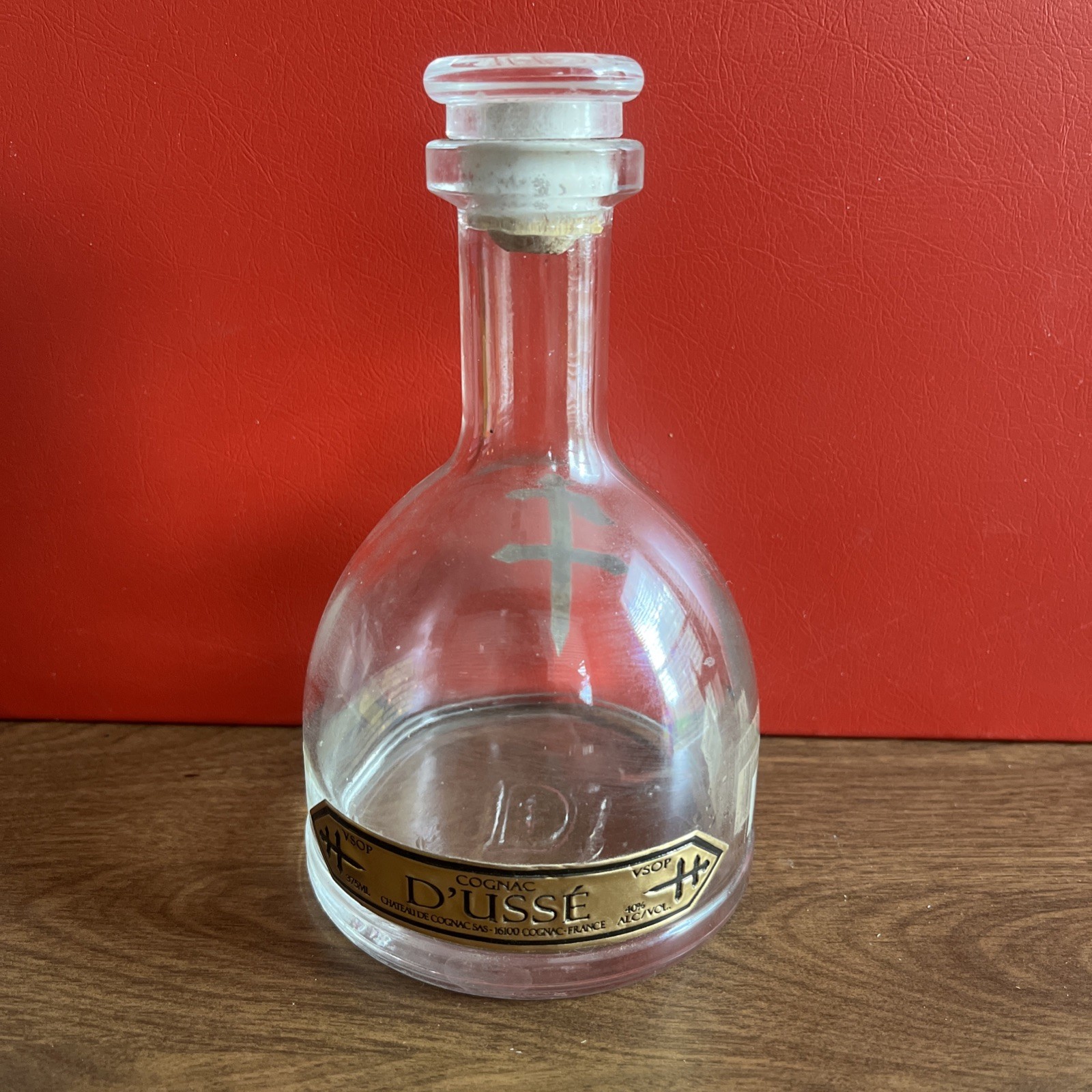 D'USSE VSOP Cognac 750ml EMPTY Bottle with top COLLECTIBLE