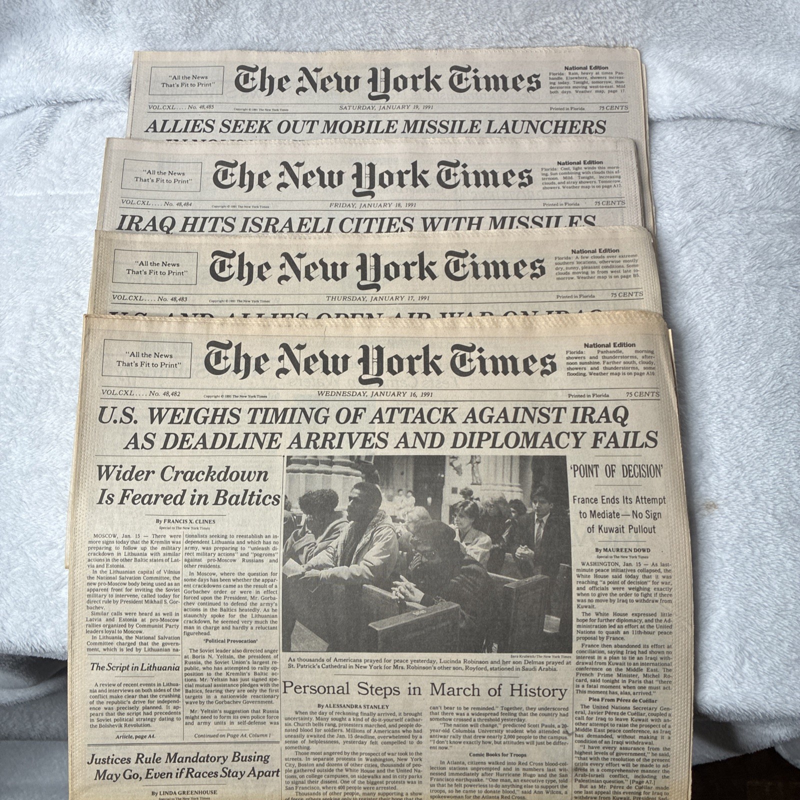 1991 New York Times Gulf War Desert Storm Jan 16-19 Complete 4 Newspaper Set 1991 New York Times Gulf War Desert Storm Jan 16-19 Complete 4 Newspaper Set