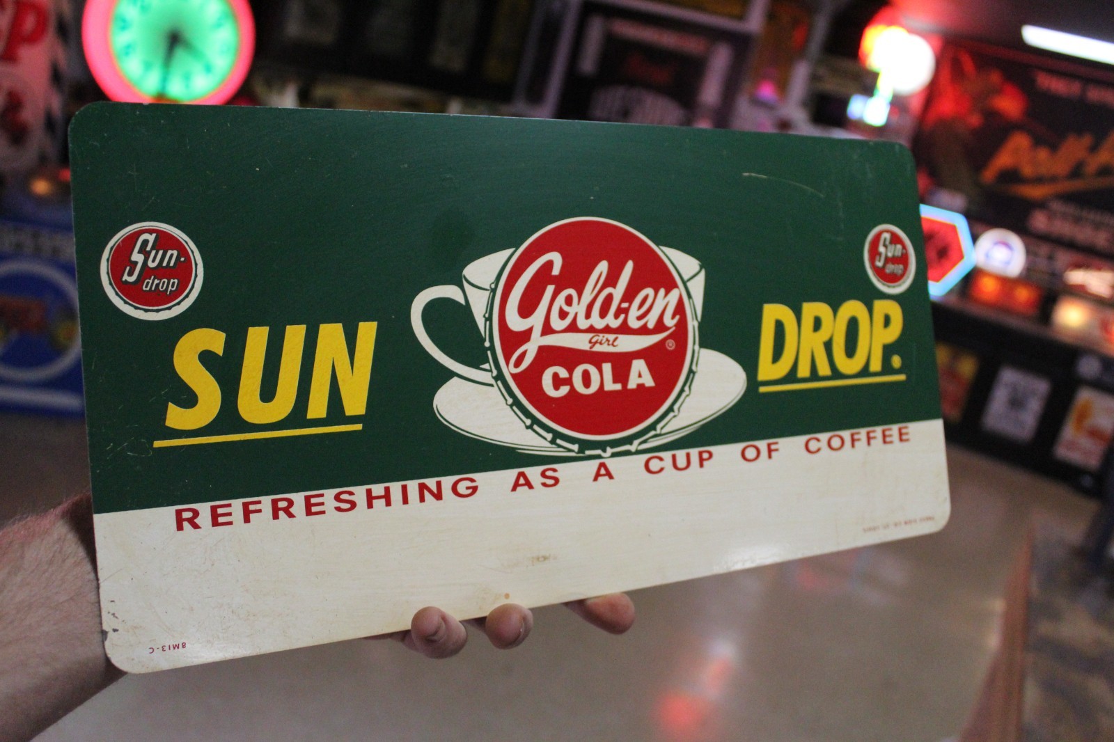 RARE 1950s GOLDEN SUN DROP COLA PAINTED METAL SIGN BOTTLE COFFEE CUP GAS OIL POP