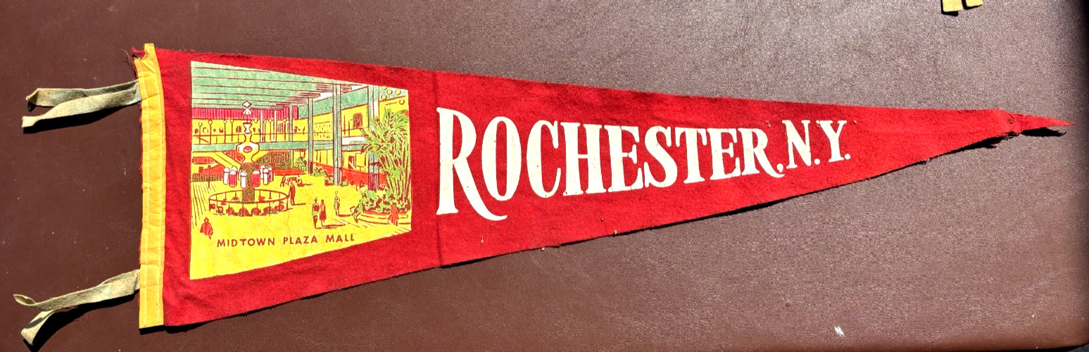 VERY RARE VINTAGE 1962 MIDTOWN PLAZA MALL ROCHESTER NEW YORK PENNANT SOUVENIR VERY RARE VINTAGE 1962 MIDTOWN PLAZA MALL ROCHESTER NEW YORK PENNANT SOUVENIR