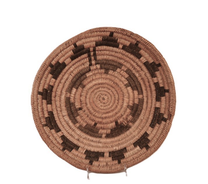 Antique Navajo Wedding Tray Basket ca. 1920 - 1930s 2.375" H x 14.625" D Antique Navajo Wedding Tray Basket ca. 1920 - 1930s 2.375" H x 14.625" D