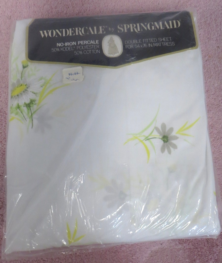 Vtg Wondercale by Springmaid Fitted Sheet - Daisies - No Iron Percale - NOS Vtg Wondercale by Springmaid Fitted Sheet - Daisies - No Iron Percale - NOS
