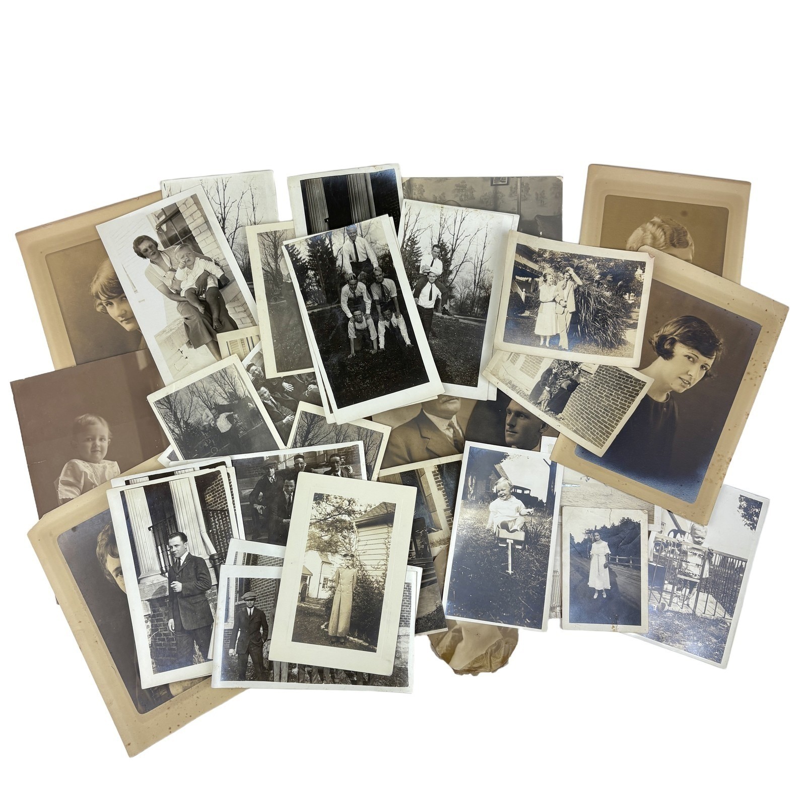 40 Antique 1910s-1930s Photographs Pre-WWII Americana College Family Babies Lot 40 Antique 1910s-1930s Photographs Pre-WWII Americana College Family Babies Lot