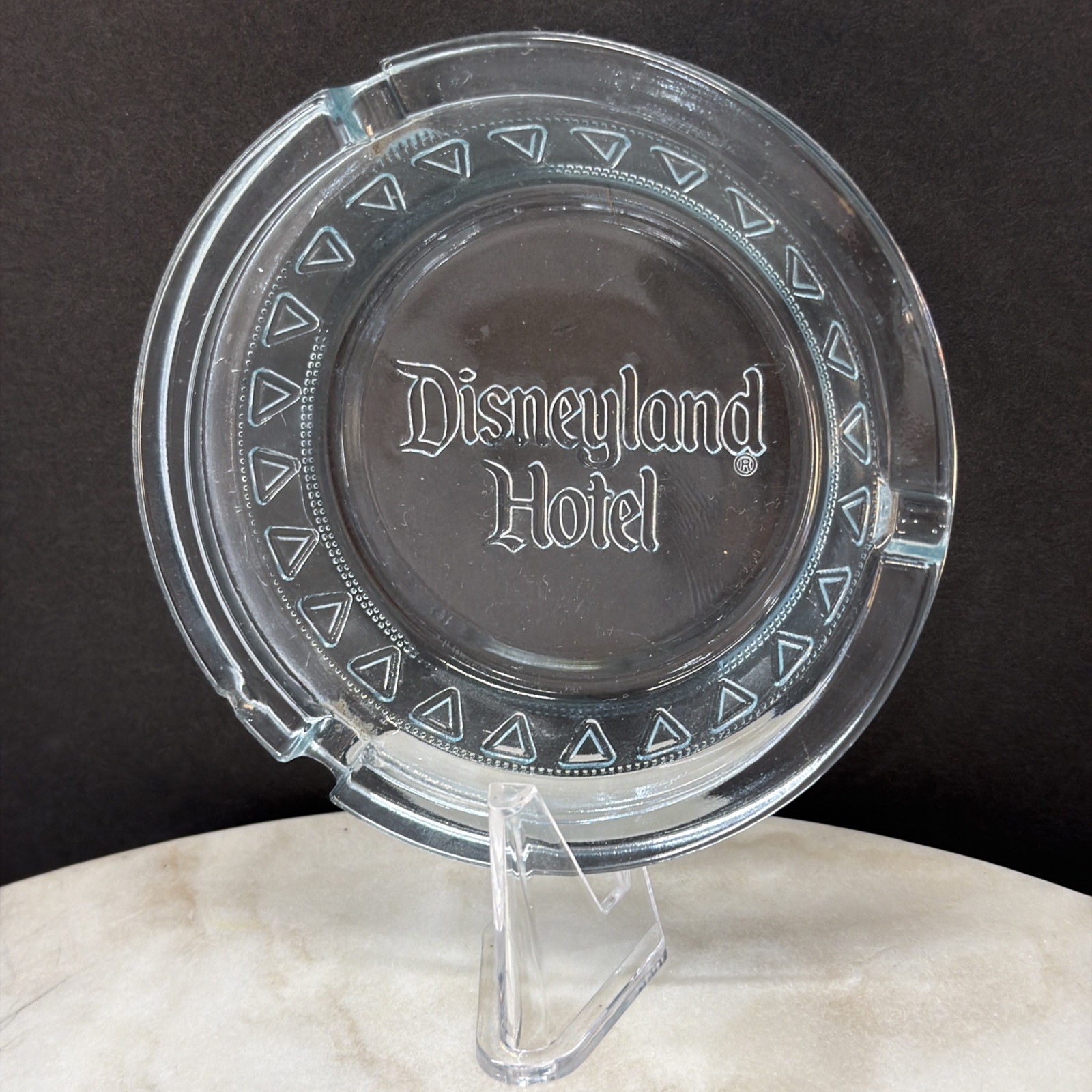 Vintage Disneyland 1970’s Hotel Clear Glass Ashtray 4" Disney *read* Vintage Disneyland 1970’s Hotel Clear Glass Ashtray 4" Disney *read*