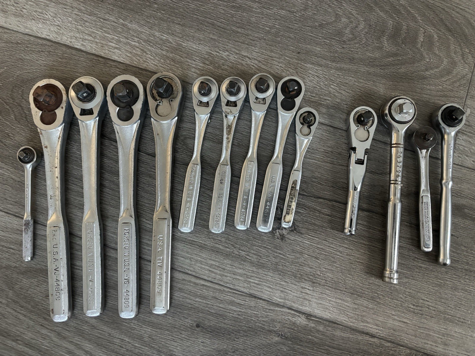 14 Craftsman Ratchets Various Sizes. All Made In USA Great Condition 14 Craftsman Ratchets Various Sizes. All Made In USA Great Condition