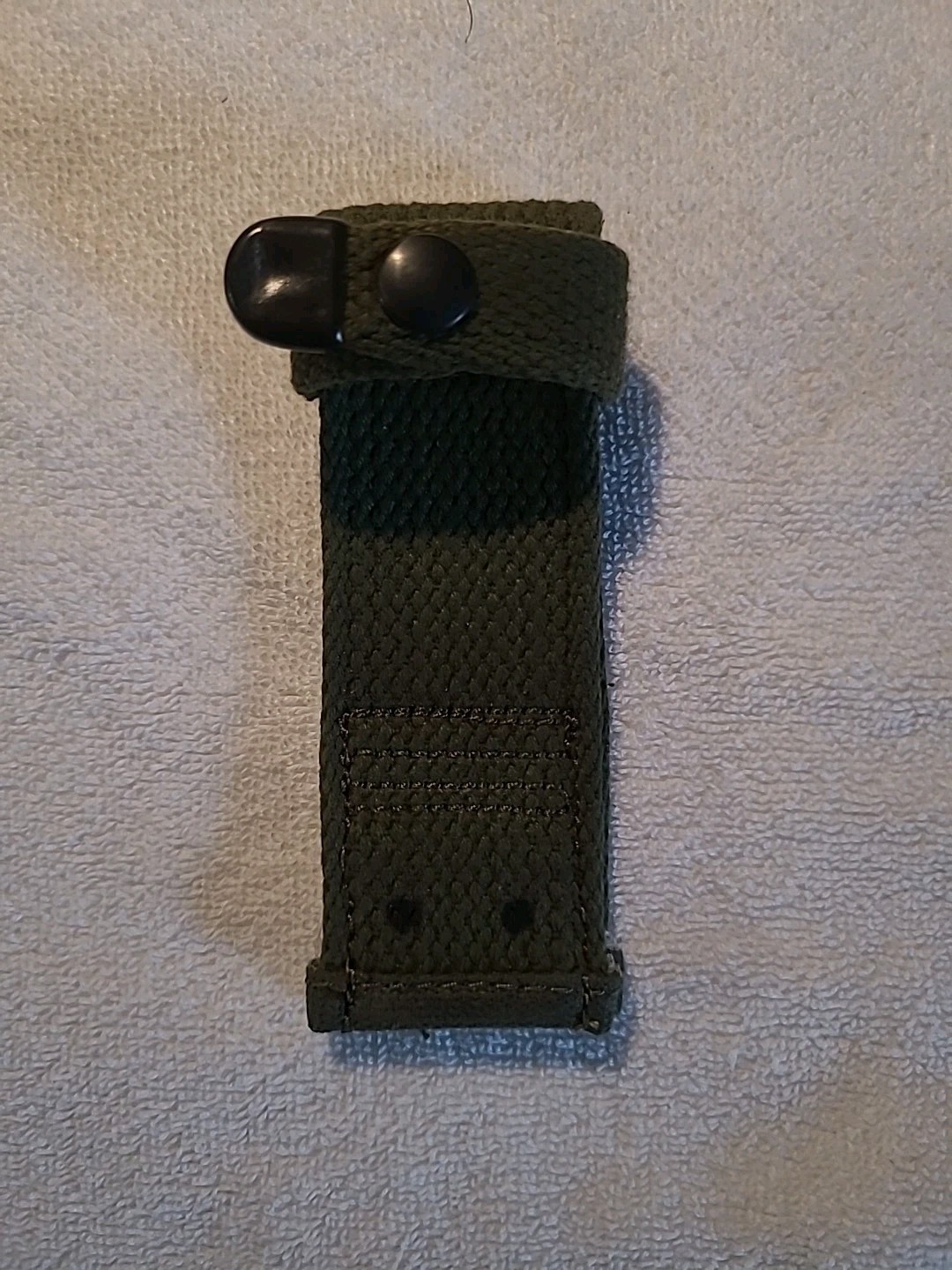 WWII U.S. M8 Scabbard Web Hanger WWII U.S. M8 Scabbard Web Hanger