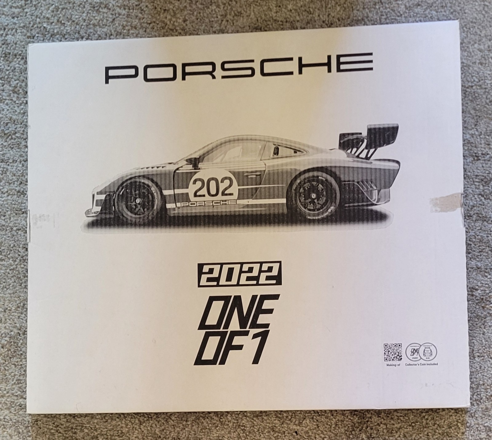 Porsche 2022 One of 1 Calendar WAP0920620N022 NIB