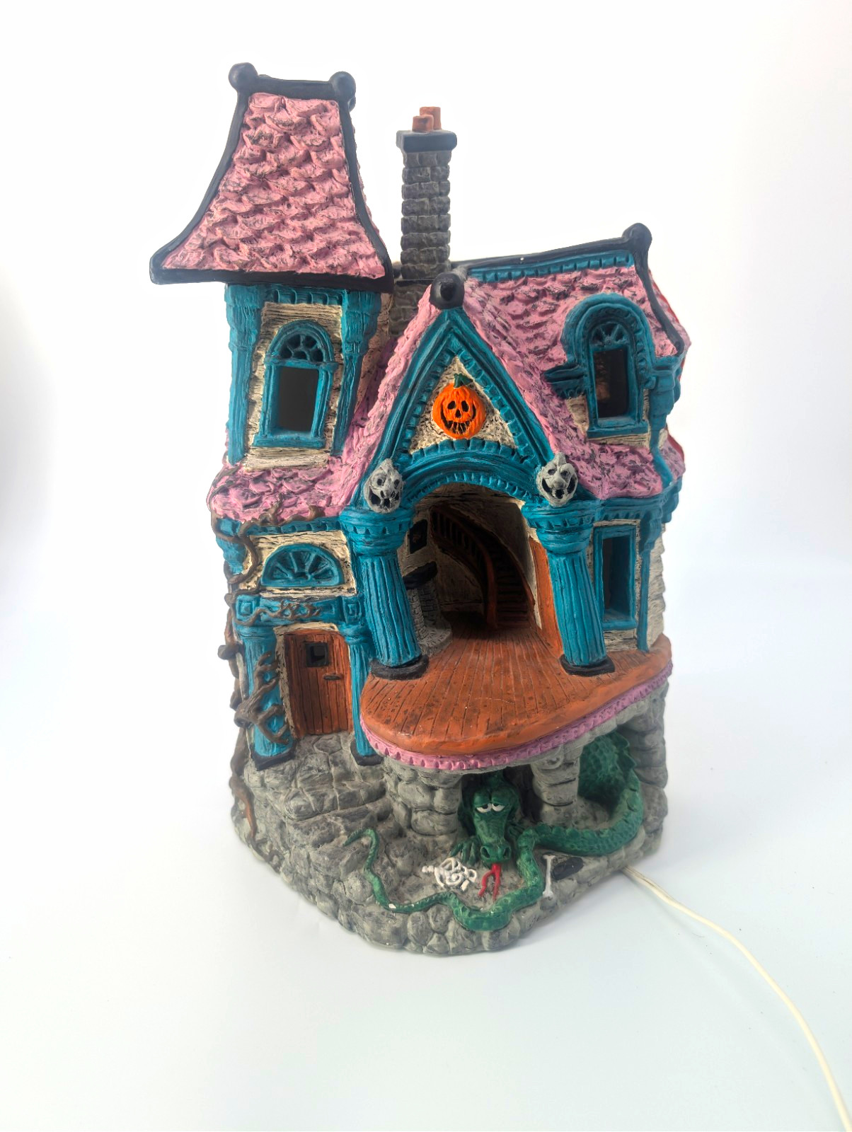 Vintage Wee Craft Monster Mansion with light Vintage Wee Craft Monster Mansion with light