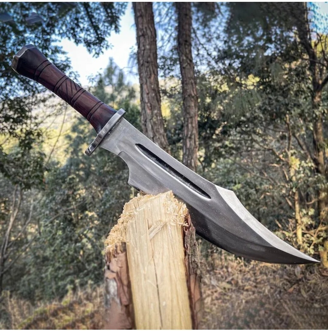 Custom Handmade Carbon Steel Blade Illam Traditional Bowie Knife Hunting Knife Custom Handmade Carbon Steel Blade Illam Traditional Bowie Knife Hunting Knife