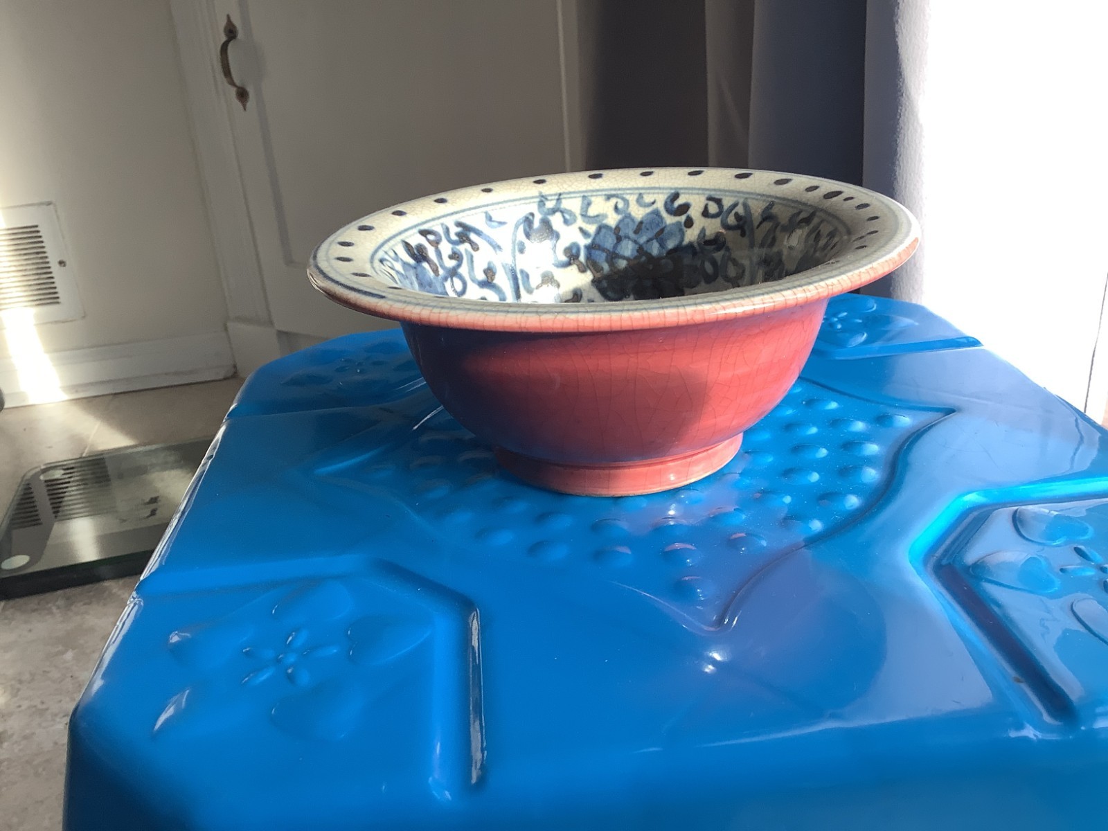 Vintage / Antique Chinese Pinkish-Red Glazed Porcelain Bowl Blue White Lotus