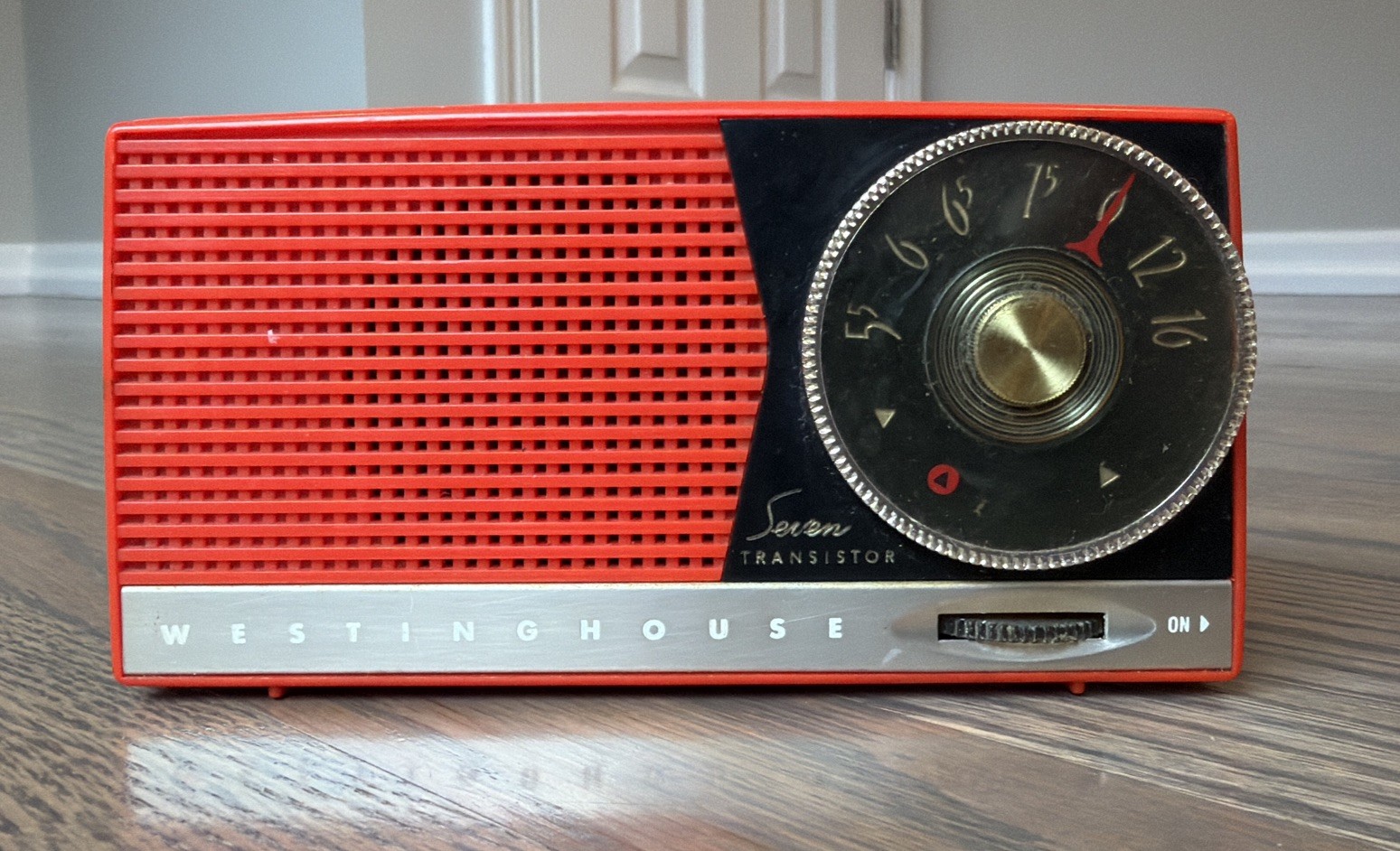 Westinghouse Transistor Radio OS Red Seven Transistor Portable AM - Working