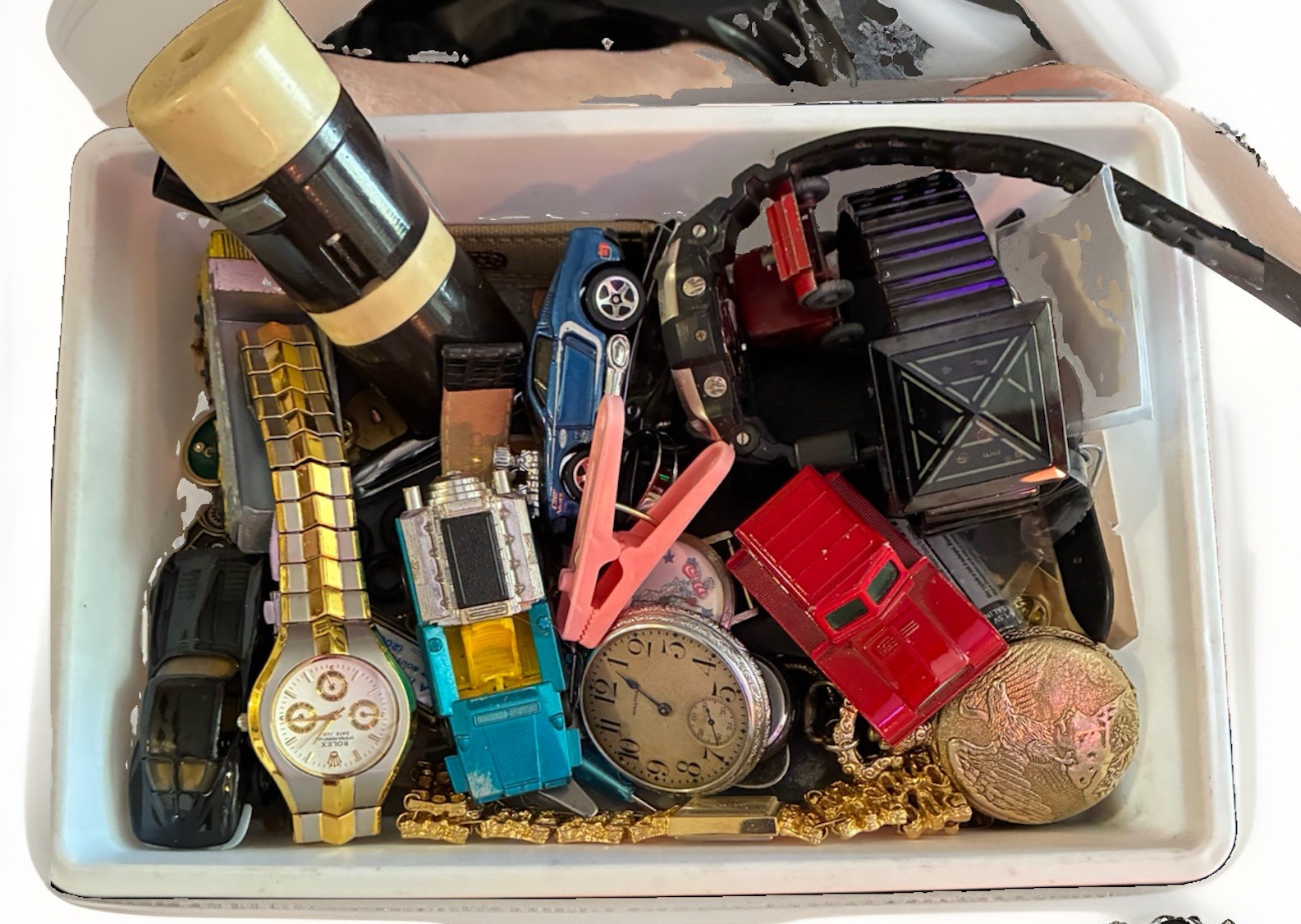 Vintage Junk Drawer Treasure Lot – Watches, Jewelry, Miniature Toys & More Vintage Junk Drawer Treasure Lot – Watches, Jewelry, Miniature Toys & More