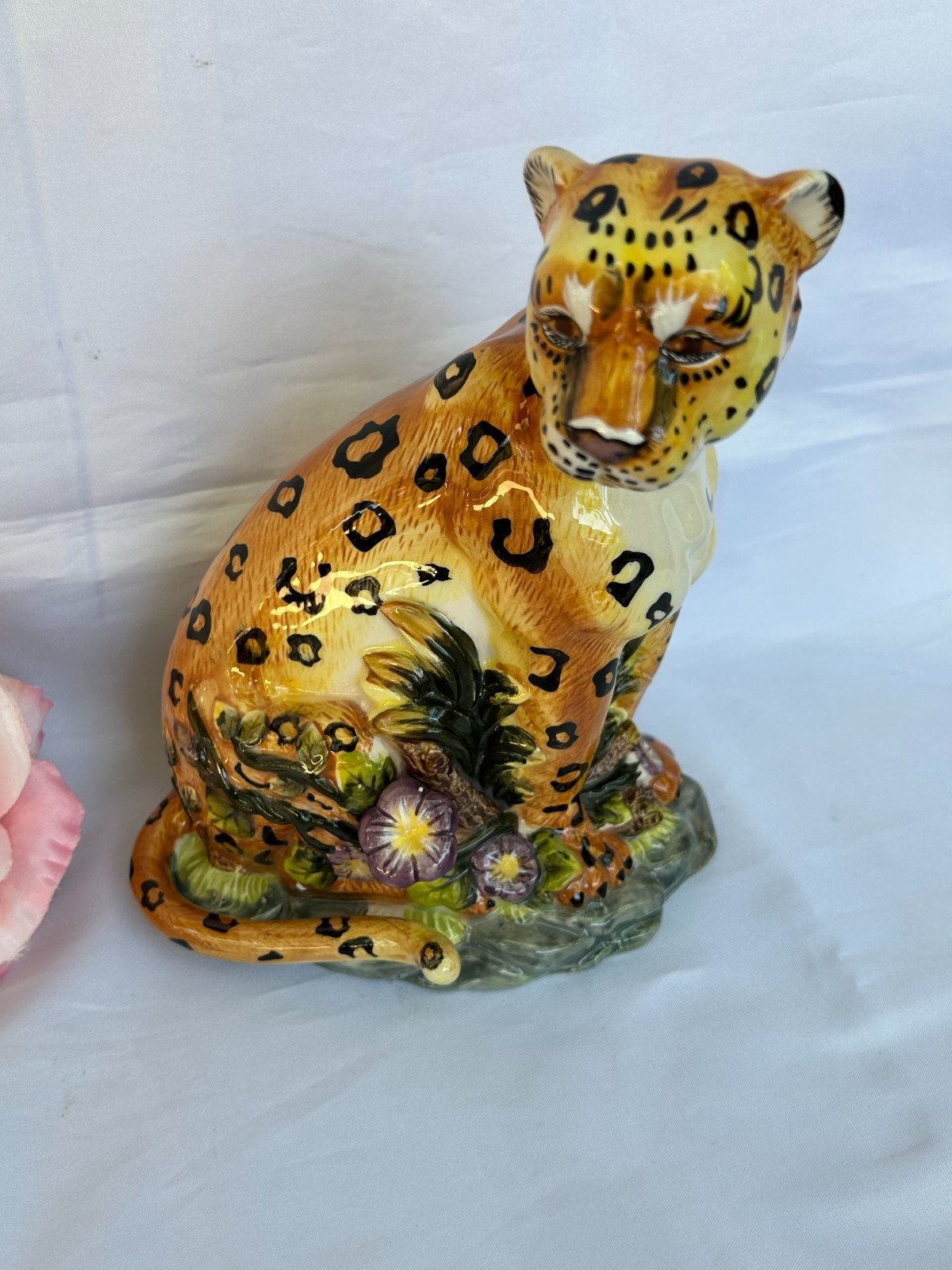 Vtg American Atelier Leopard Cheetah Ceramic Statue 7"x6" Vtg American Atelier Leopard Cheetah Ceramic Statue 7"x6"