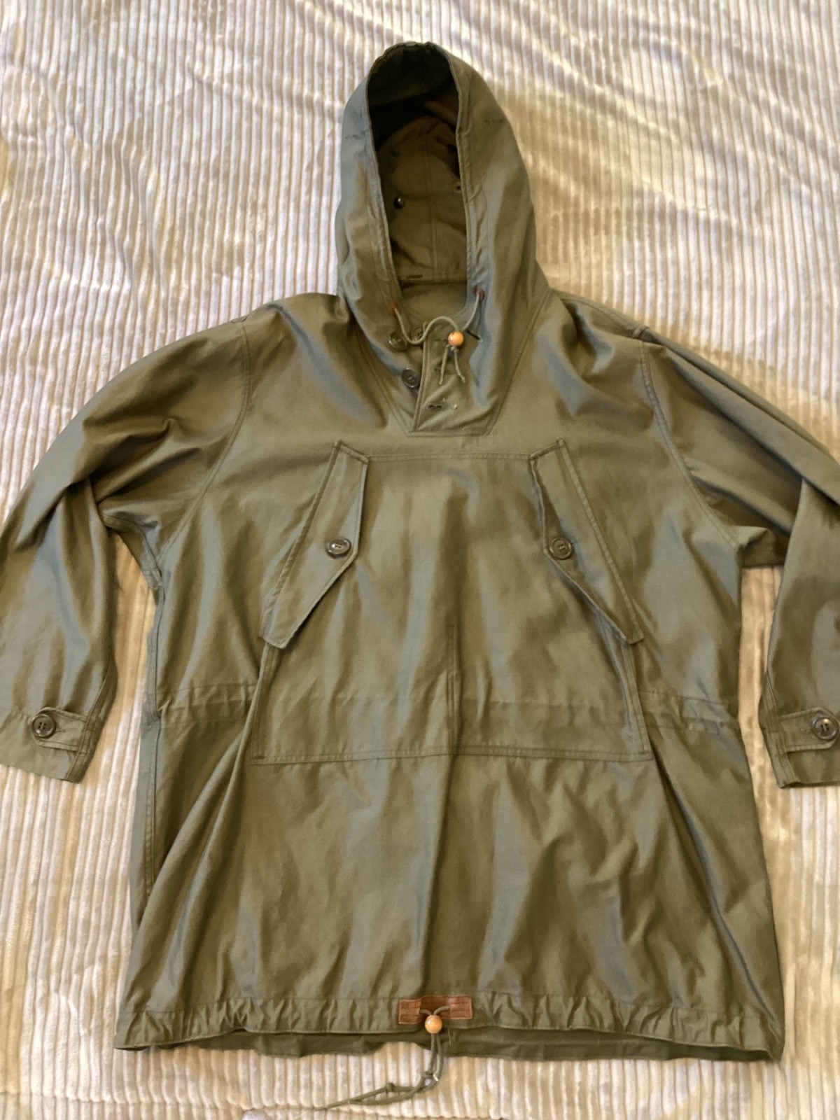 M1943 US Army Mountain Anorak Parka, Authentic Original, Medium, very good M1943 US Army Mountain Anorak Parka, Authentic Original, Medium, very good